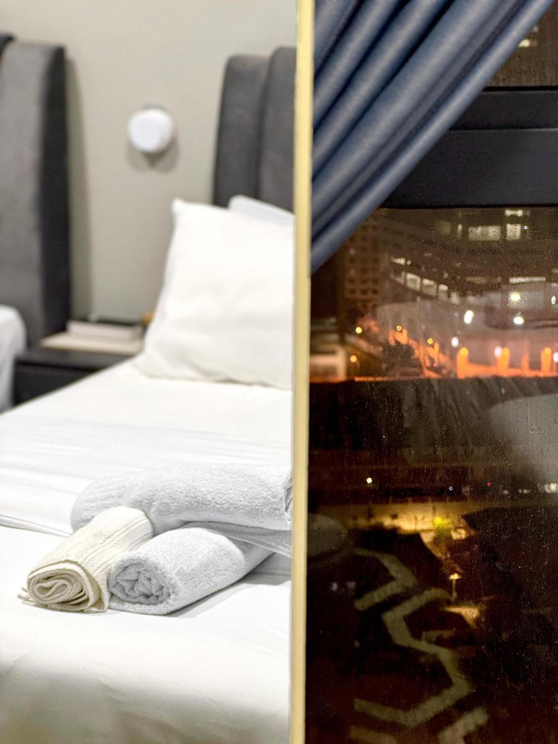 Jac Urban Suites Luxury & Premium Staycation 10pax