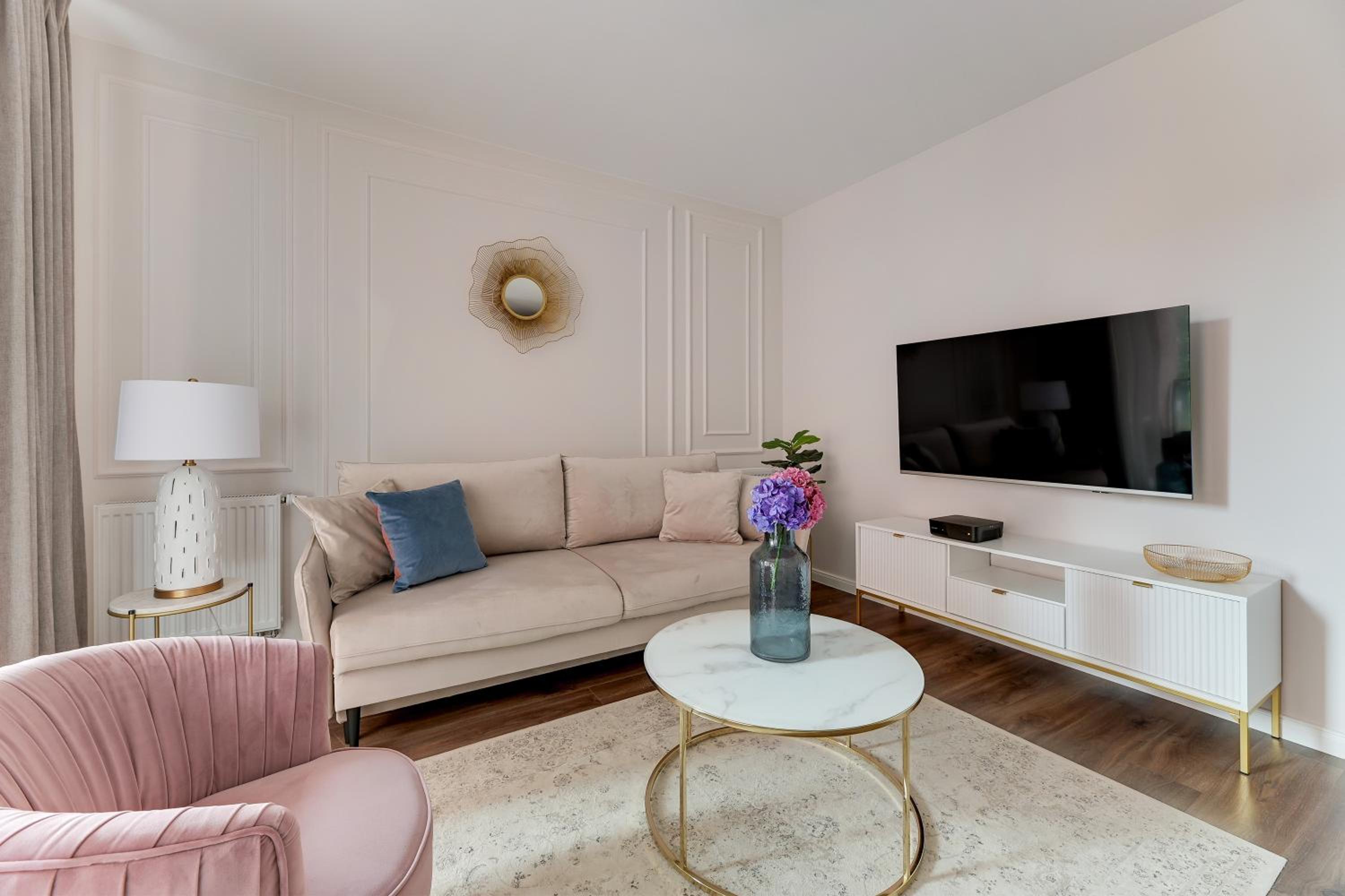 Magic Gdańsk Old Town Apartments with Parking by Lion Apartments