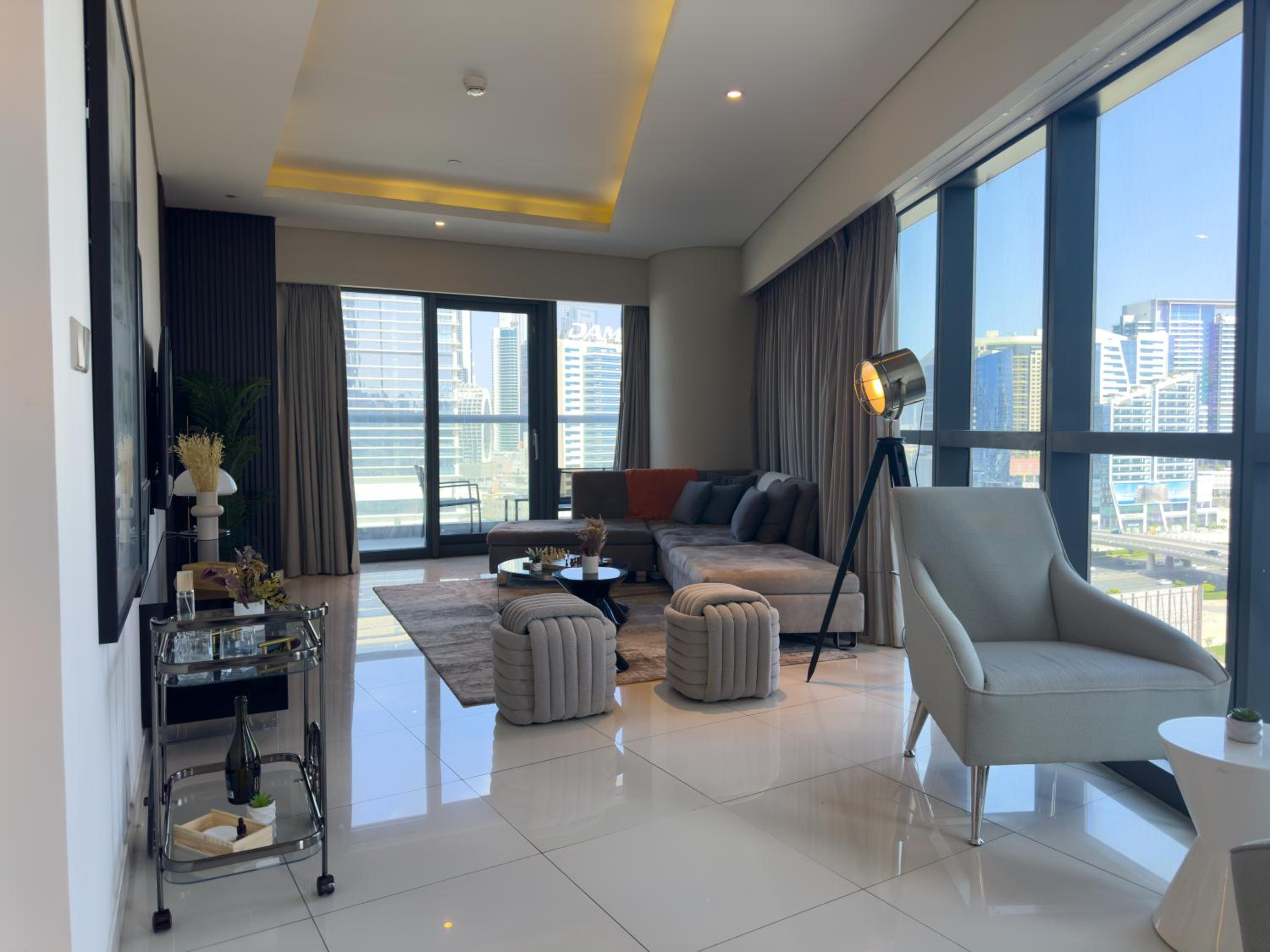 HollywoodDXB Burj Khalifa View - 6Min To Dubai Mall