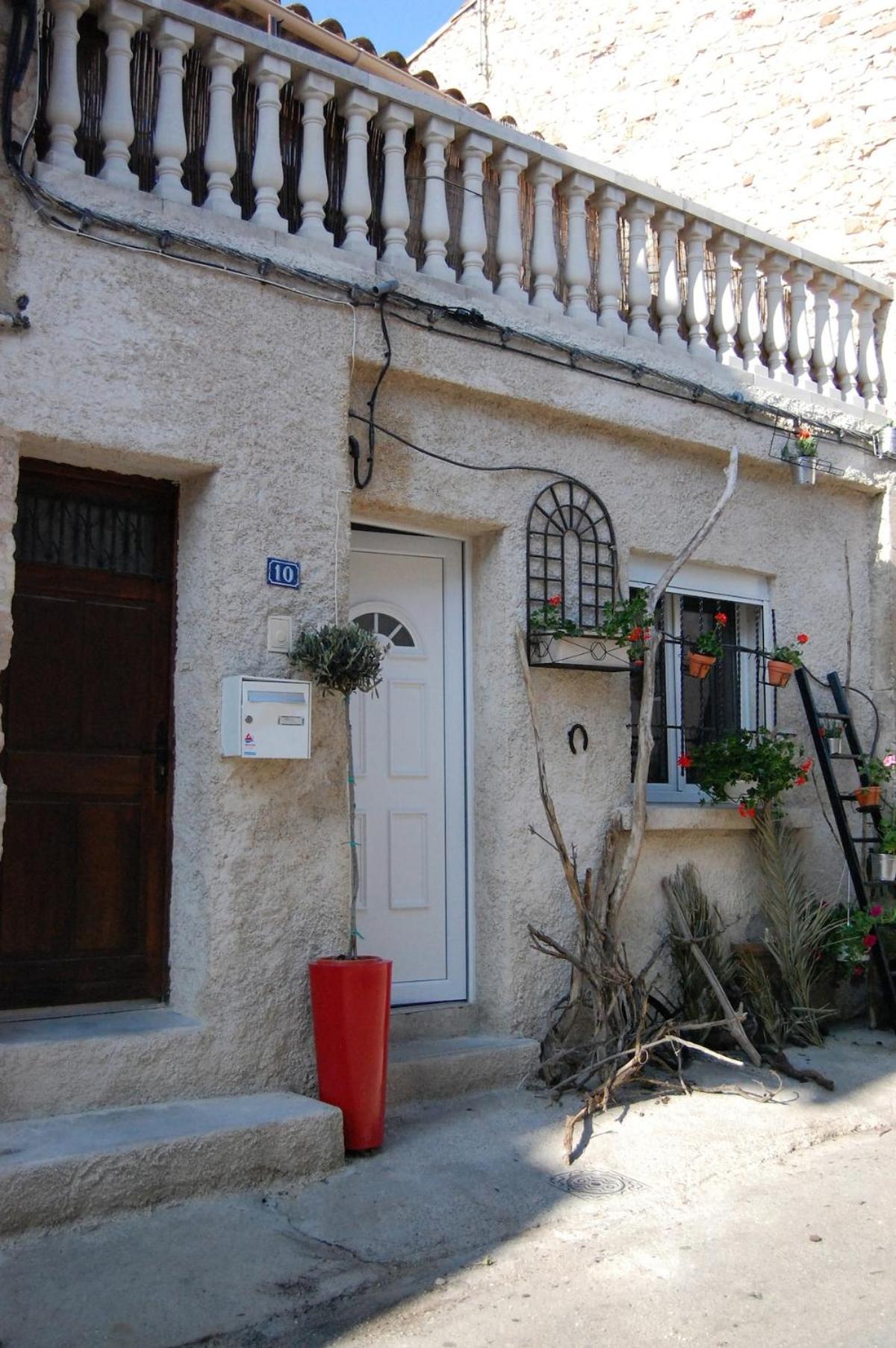 Le Paradis Caché