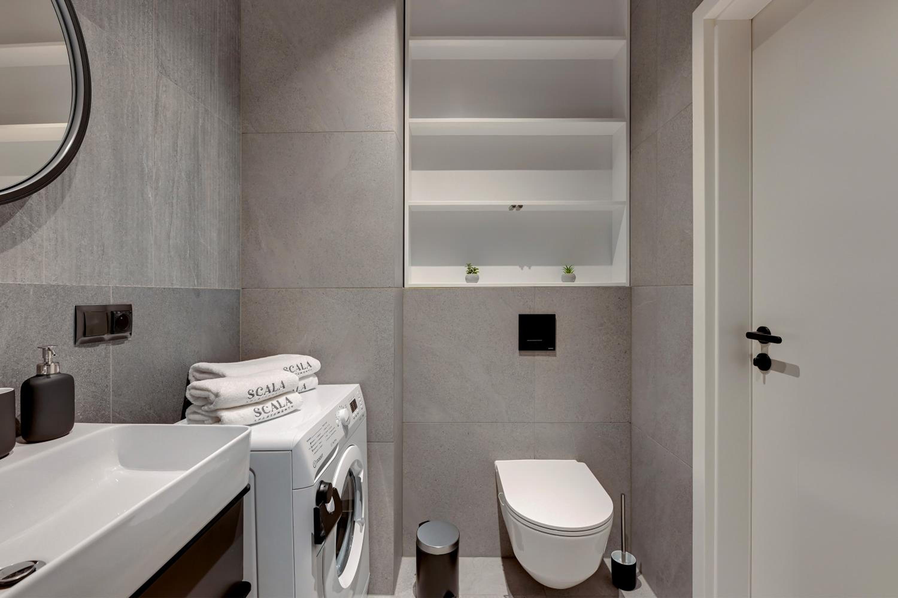 Scala City Center Premium Studios by Lion Apartments