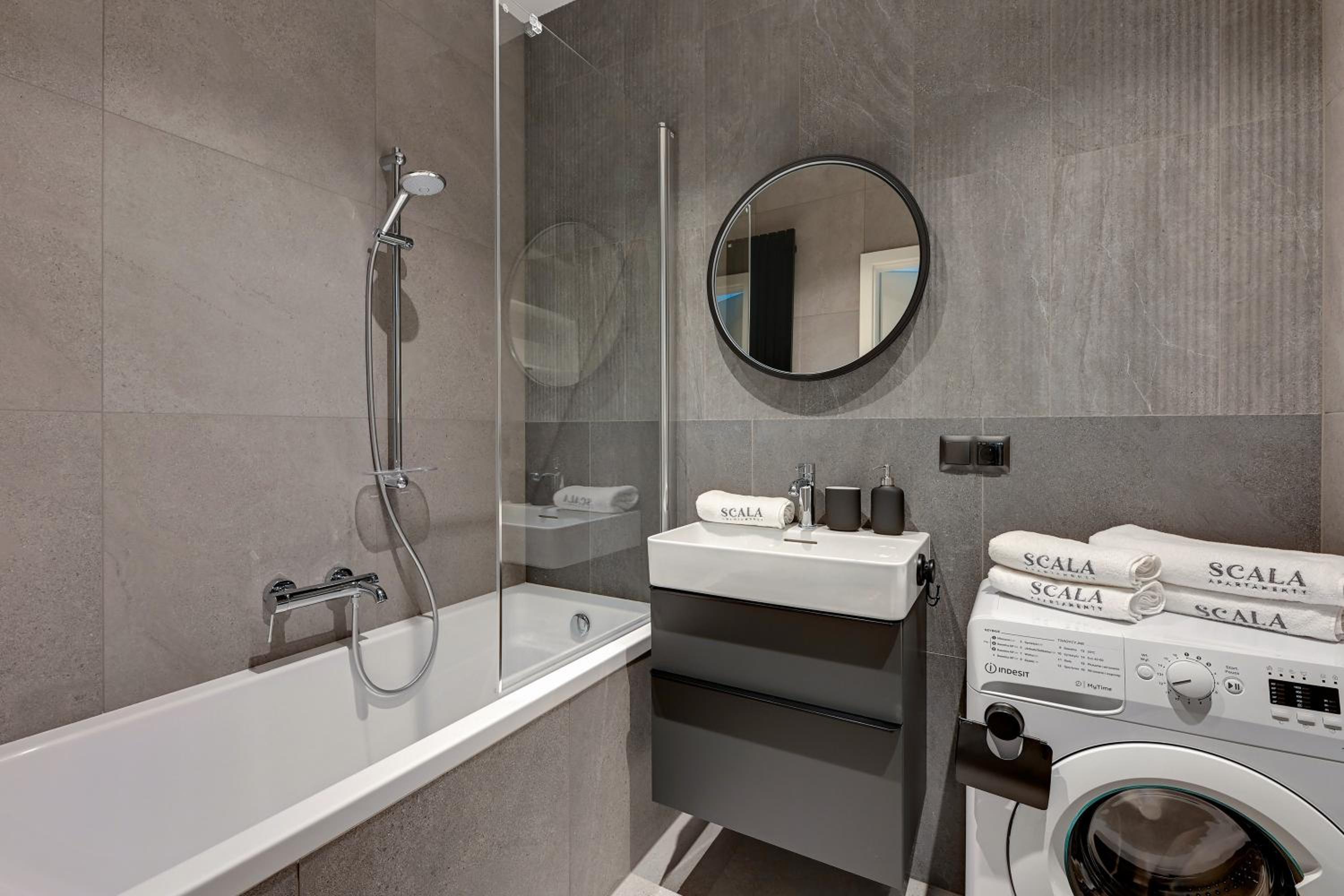 Scala City Center Premium Studios by Lion Apartments