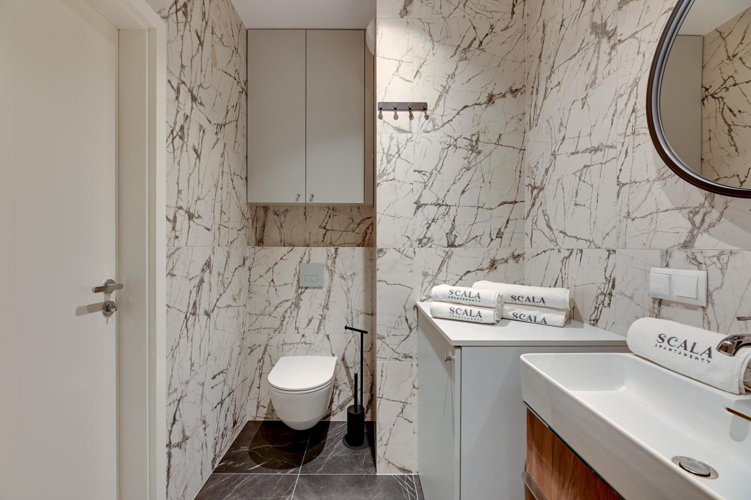 Scala City Center Premium Studios by Lion Apartments