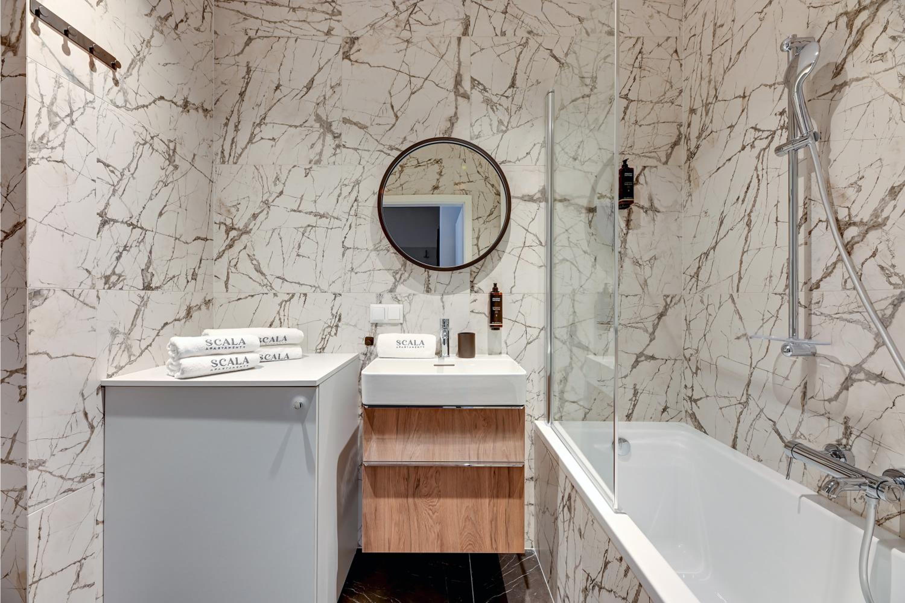 Scala City Center Premium Studios by Lion Apartments