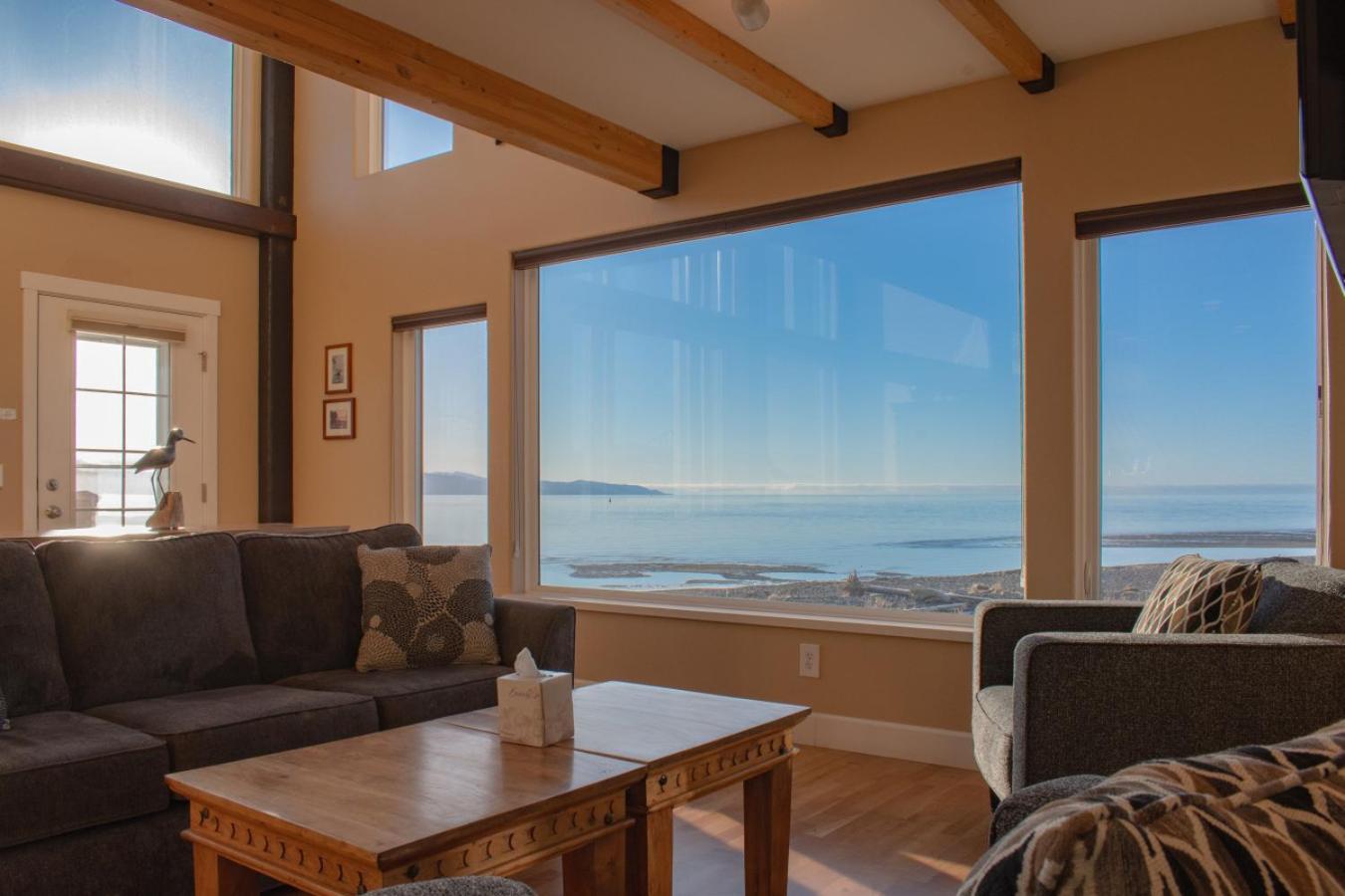 Lakeshore Lodging Lodge 722