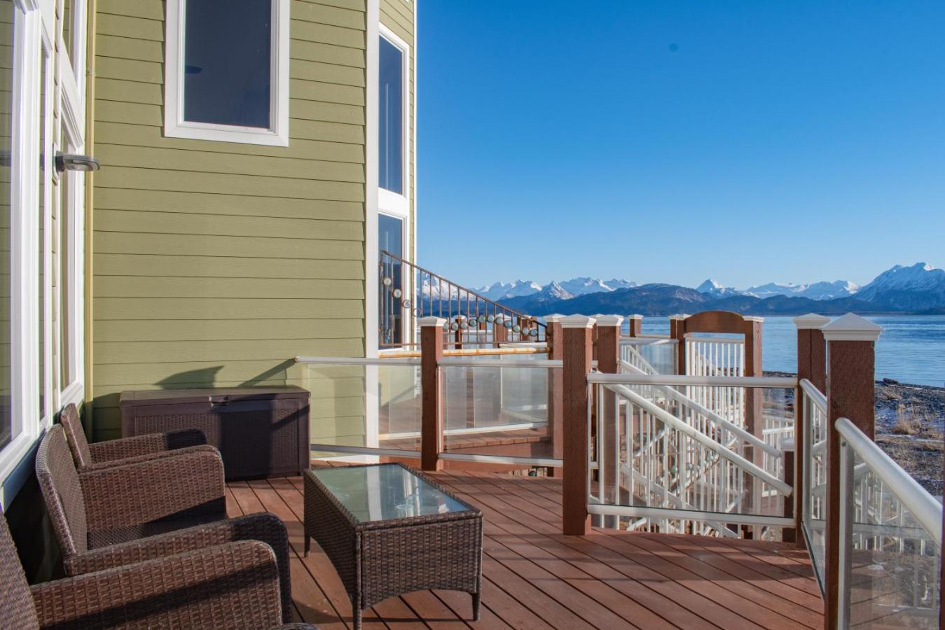Lakeshore Lodging Lodge 722