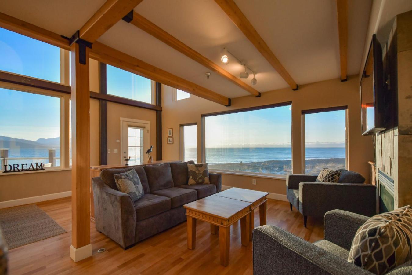 Lakeshore Lodging Lodge 722