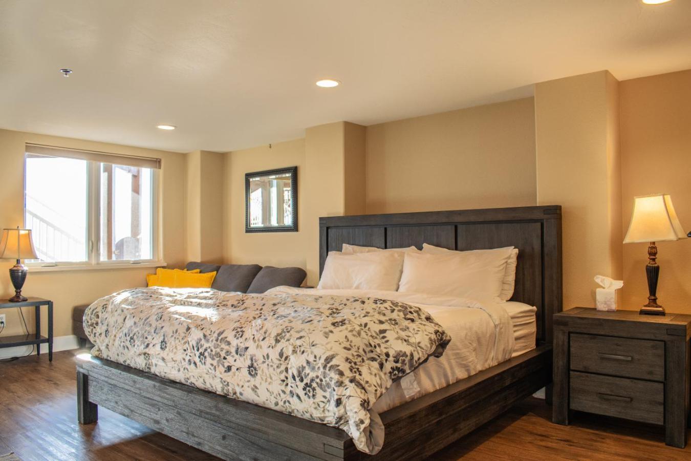 Lakeshore Lodging Lodge 622