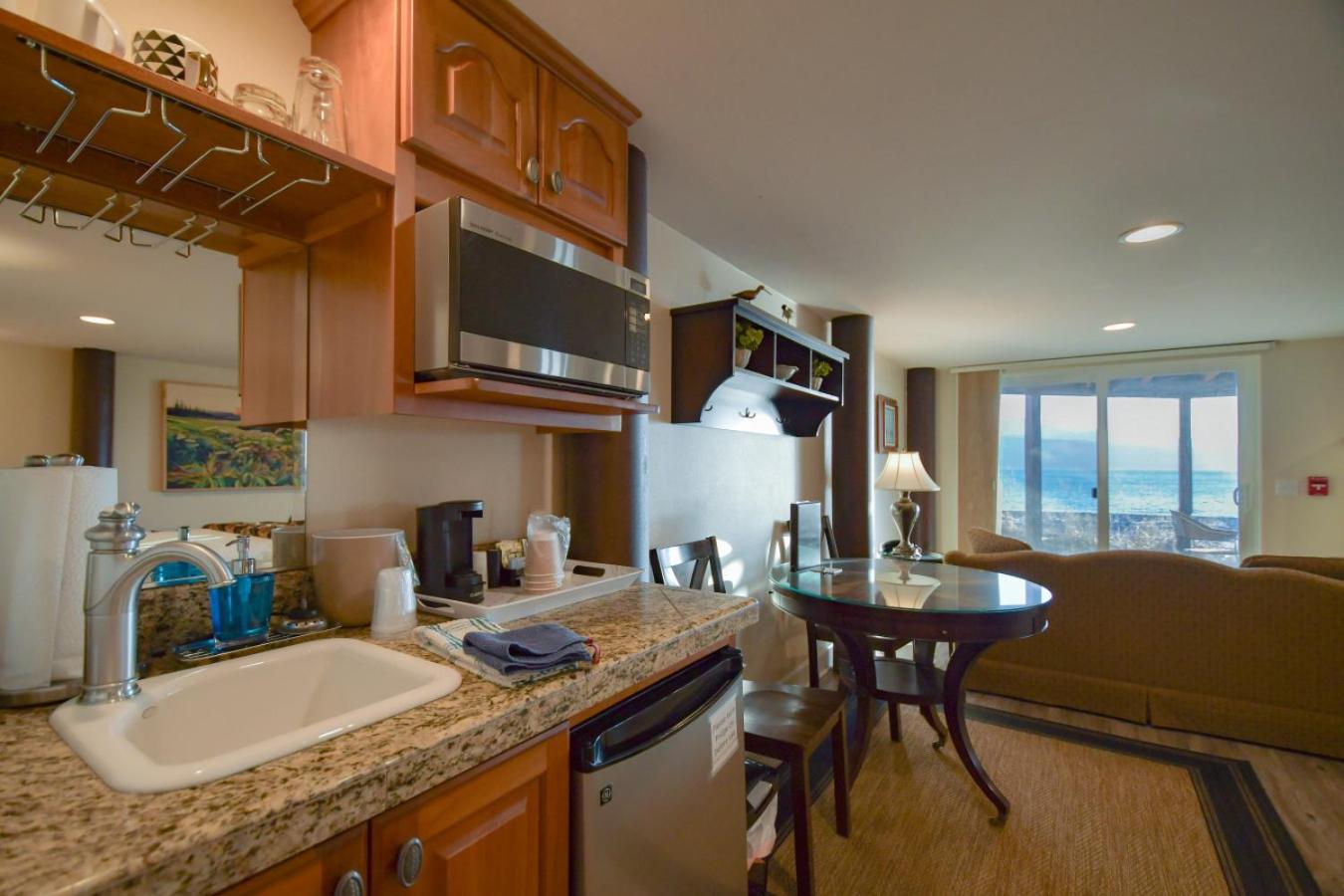 Lakeshore Lodging Lodge 615