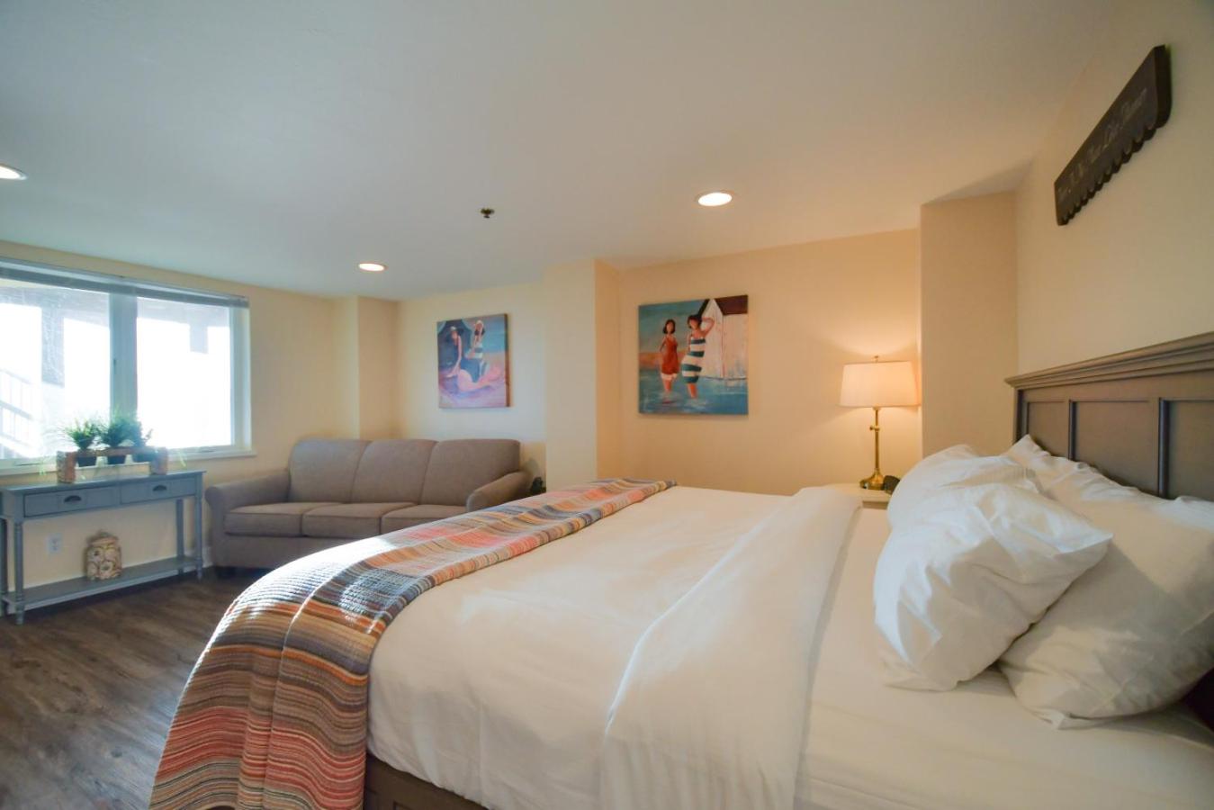 Lakeshore Lodging Lodge 611