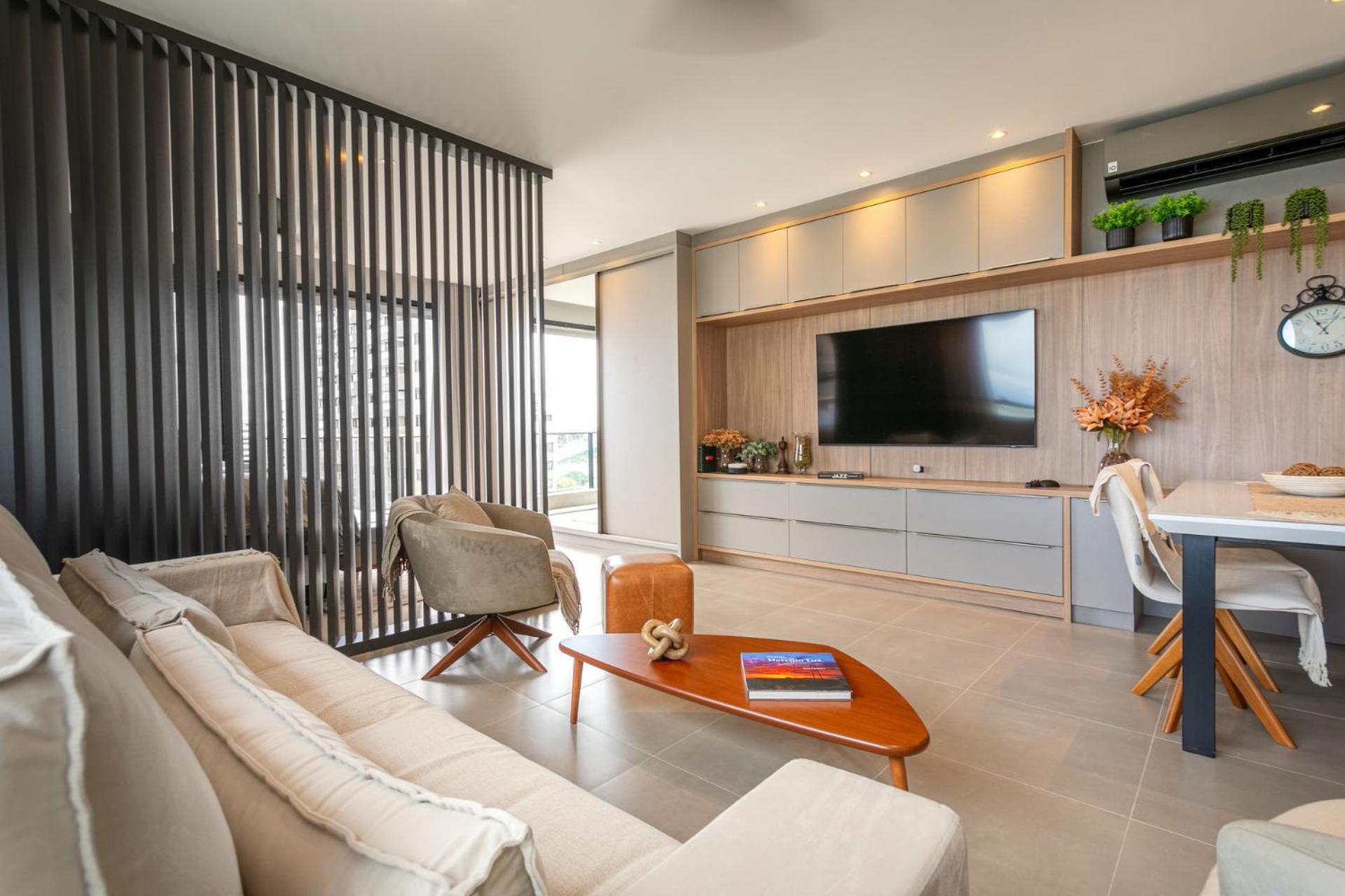 Loft moderno c/ vista da ponte Hercílio FH8972