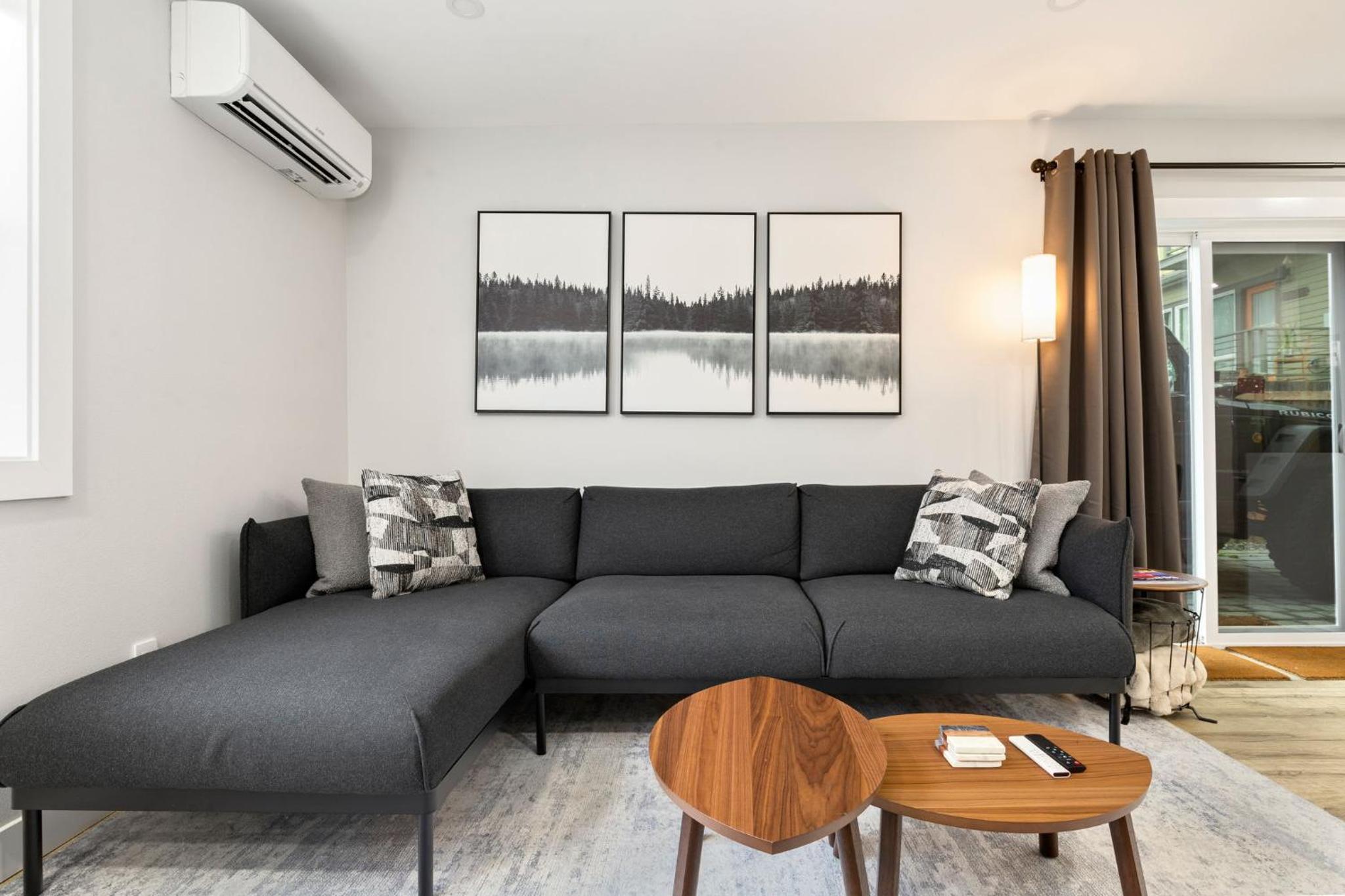 Modern Ballard Retreat Near Beach & Parks