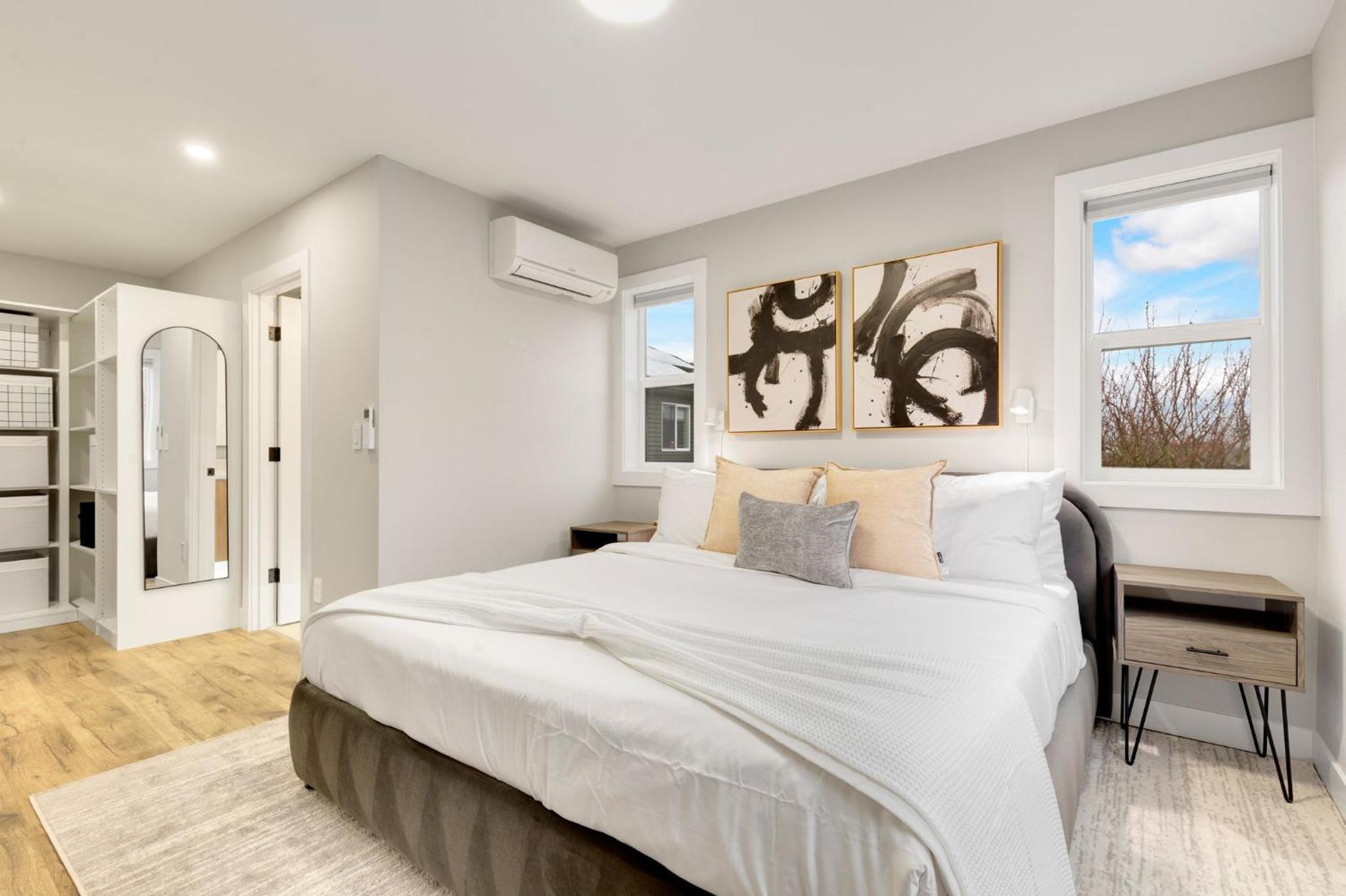 Modern Ballard Retreat Near Beach & Parks
