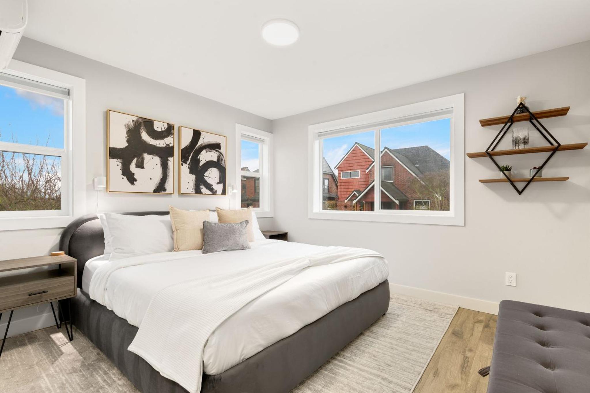 Modern Ballard Retreat Near Beach & Parks