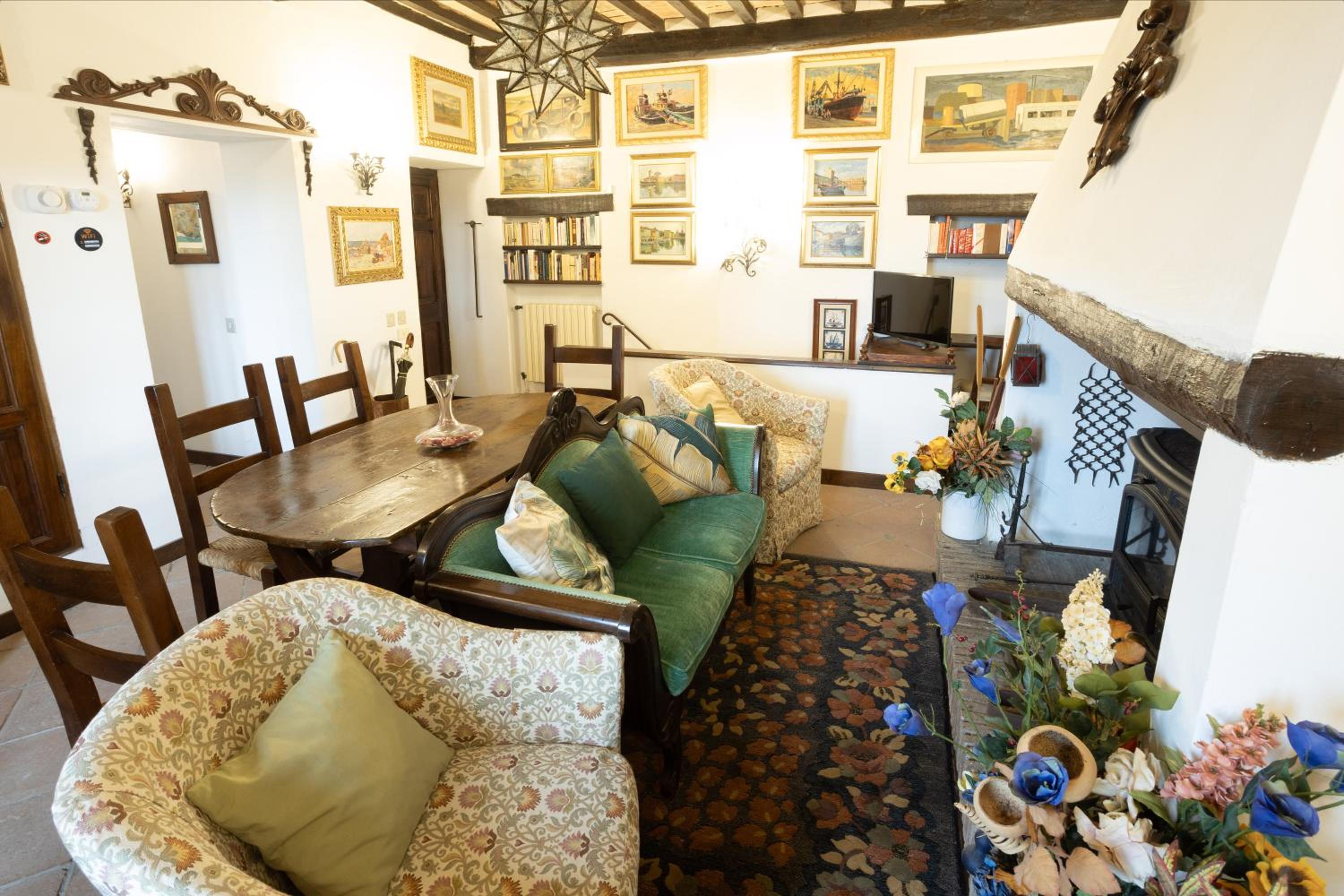 GiuMa Tuscany Historic Country House with Roof Terrace near Saturnia Hot Springs