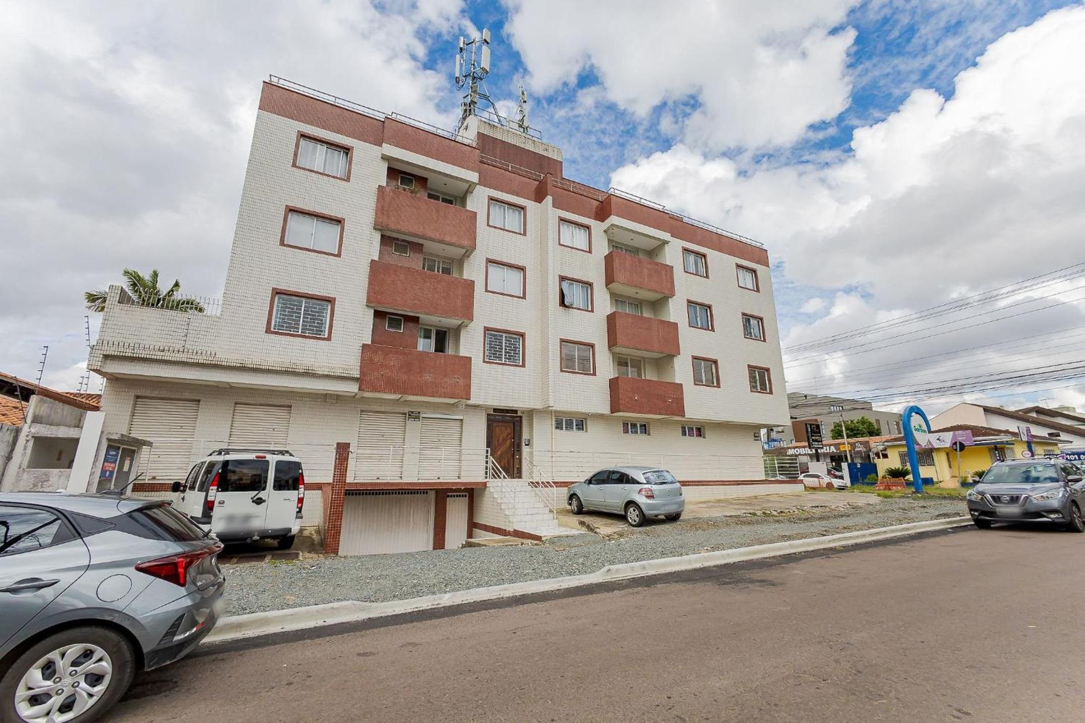 Edifício Eloi Plombon - Santa Quiteria, Curitiba | Gonzaga Stays