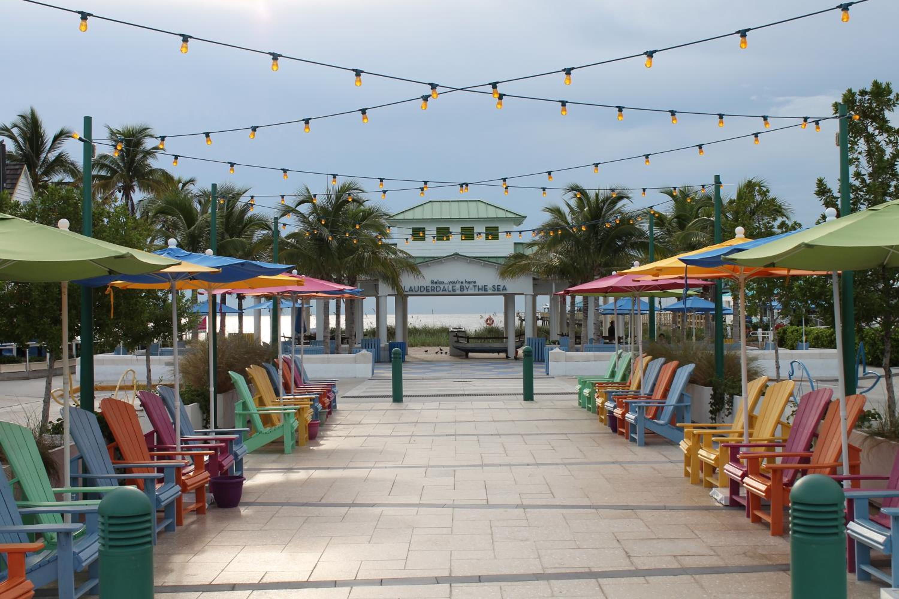 4145 By The Sea Inn & Suites