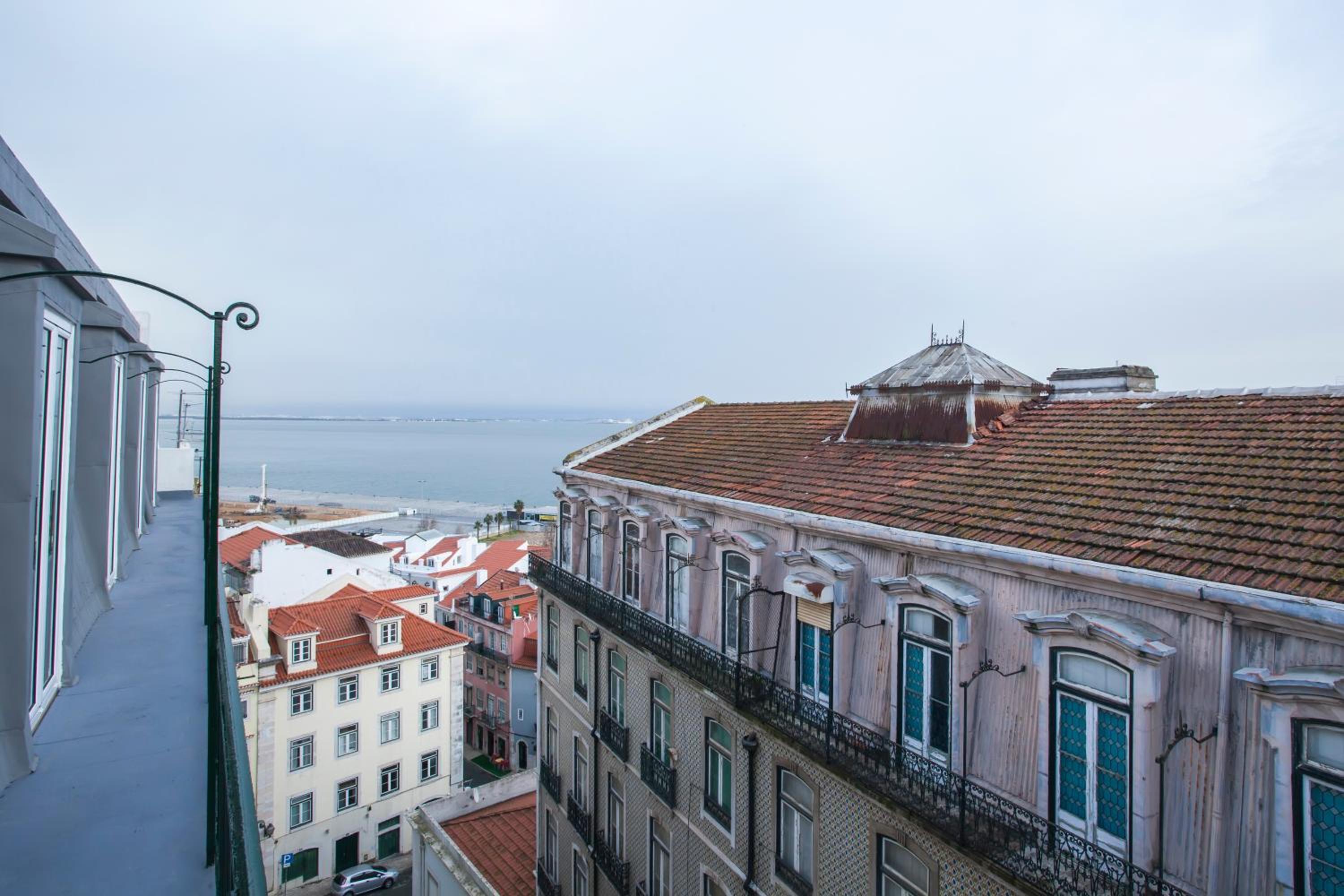 Breathtaking River View in Alfama view 4