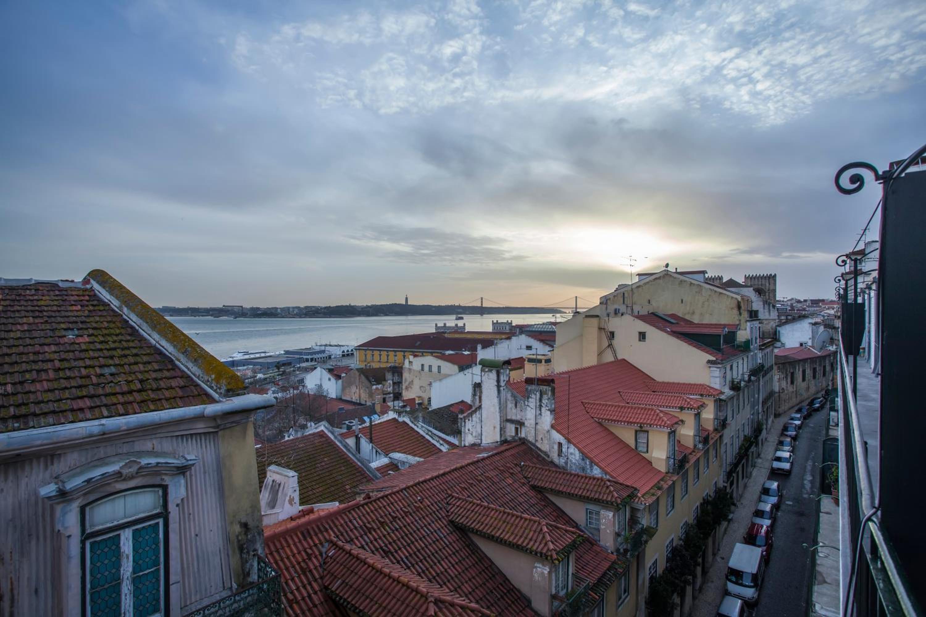 Breathtaking River View in Alfama view 3