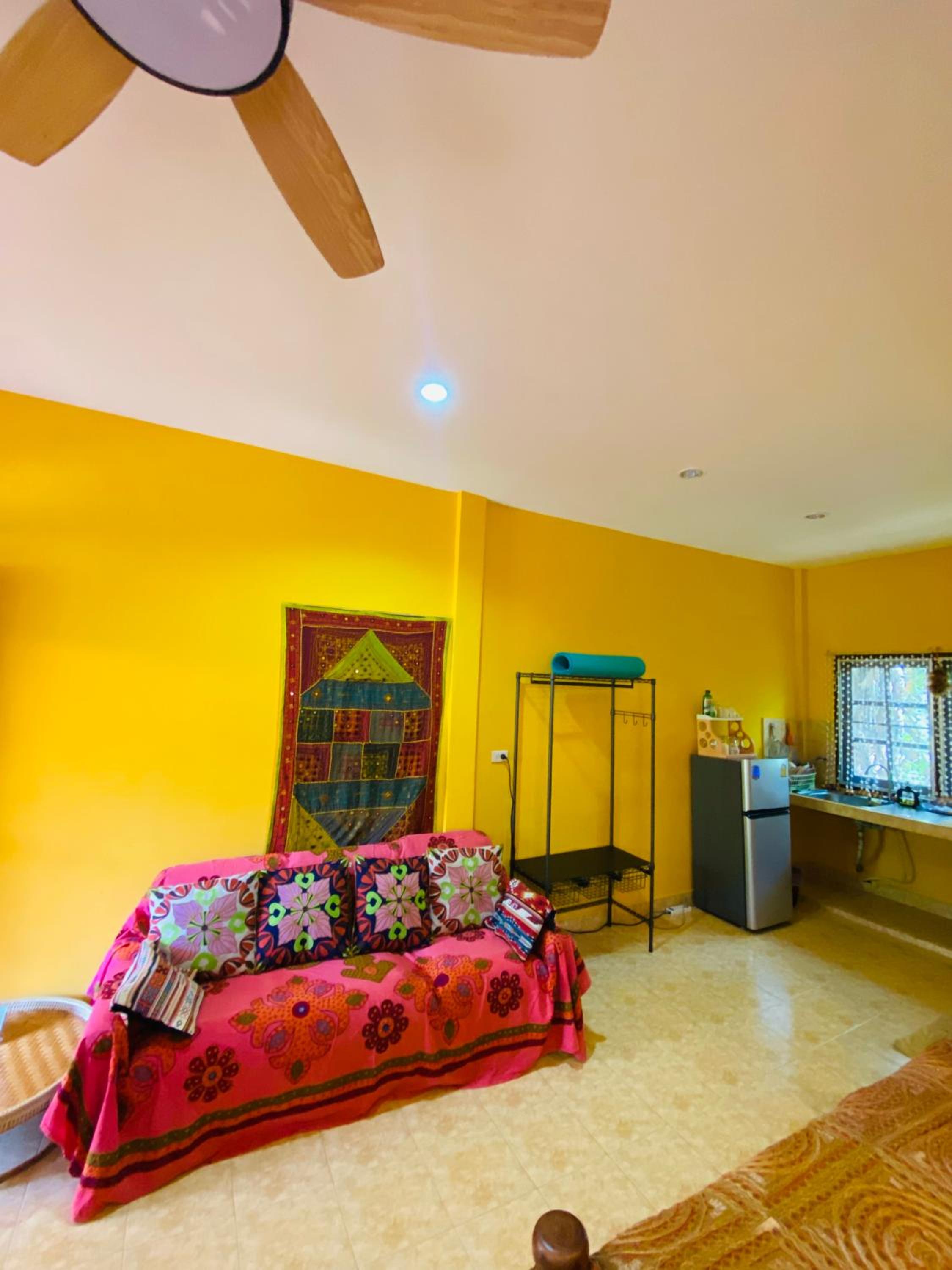 Good vibes bungalow at Ya Nui beach