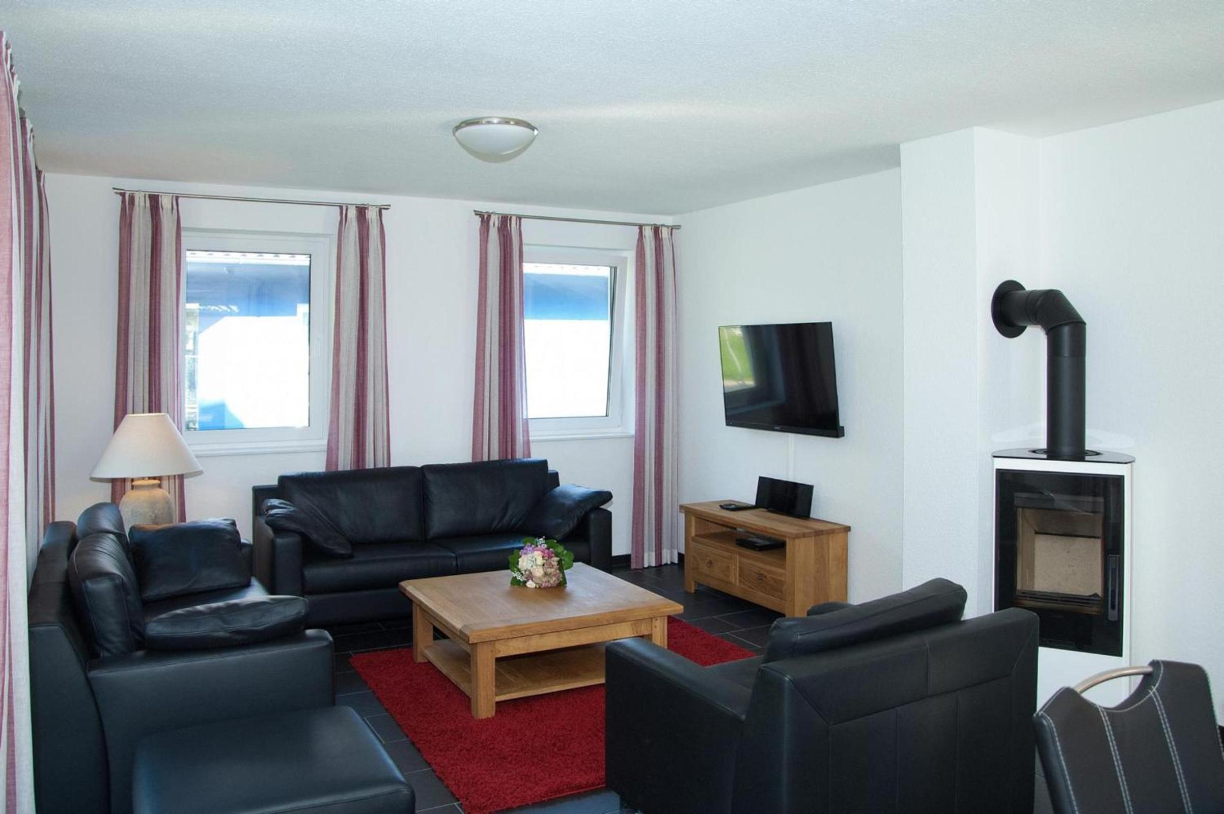 Ferienhaus EMMELY nur wenige Gehminuten zum Strand ruhig