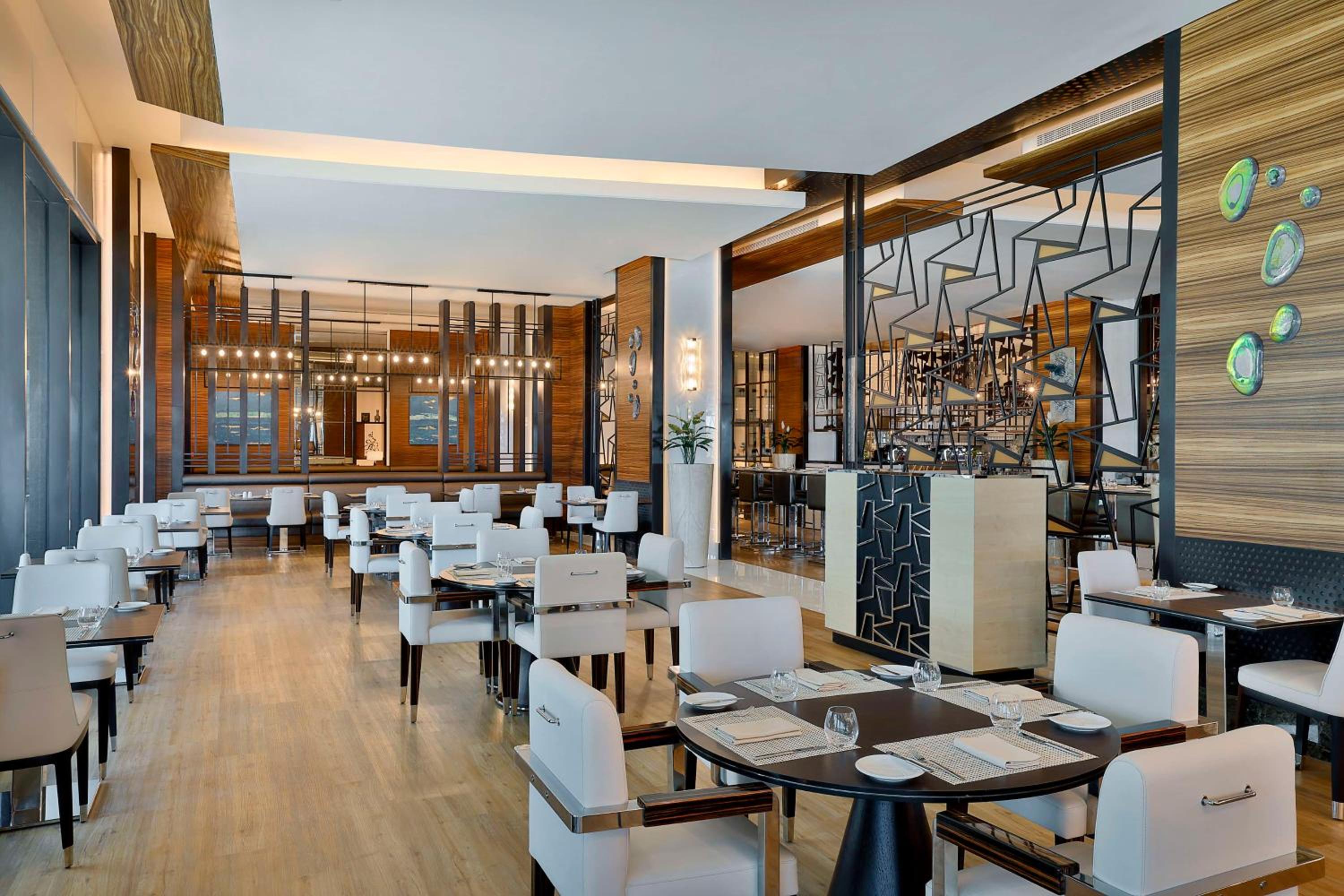 Hilton Dubai Palm Jumeirah