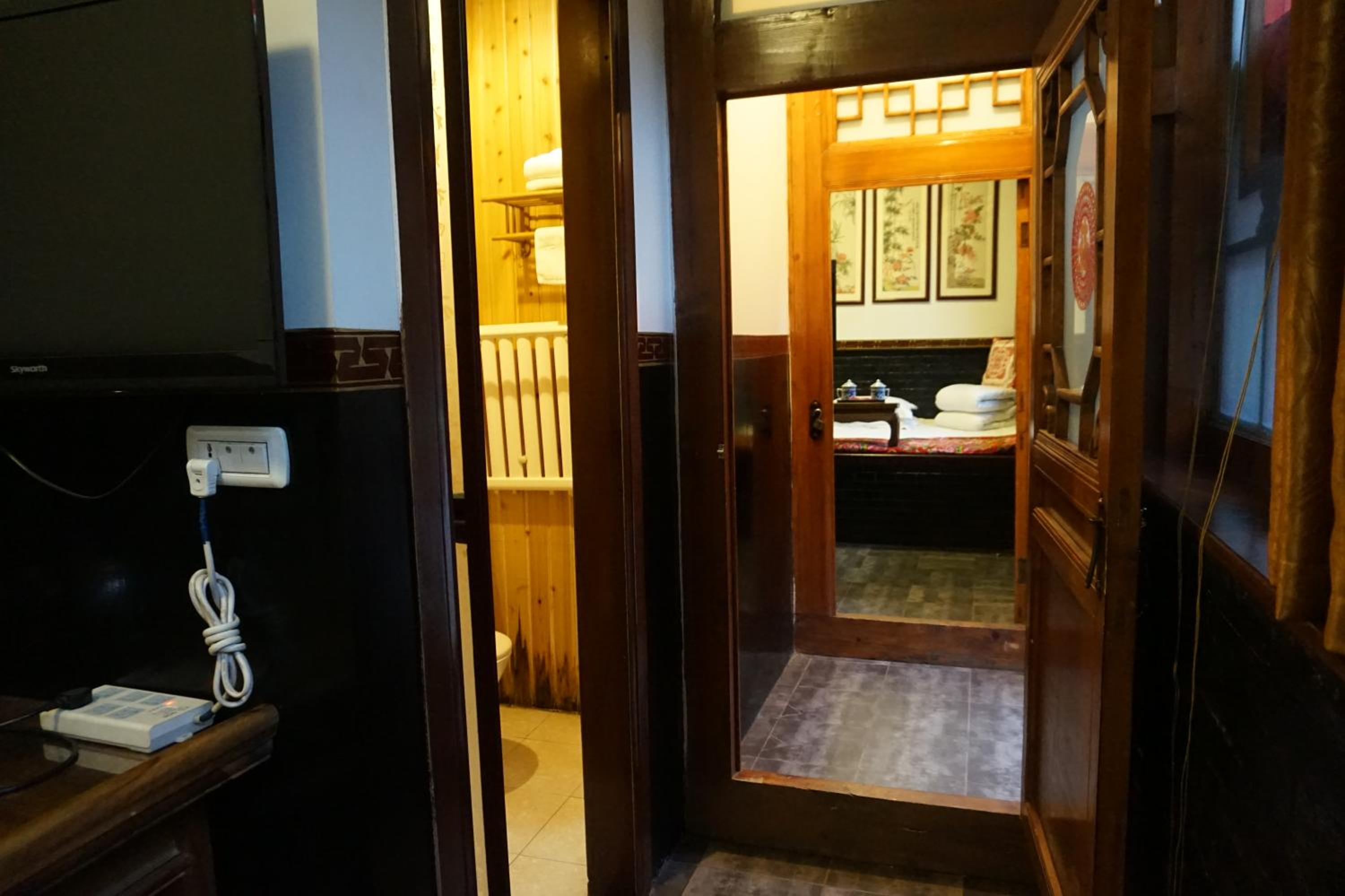 Pingyao Baichanghong Inn