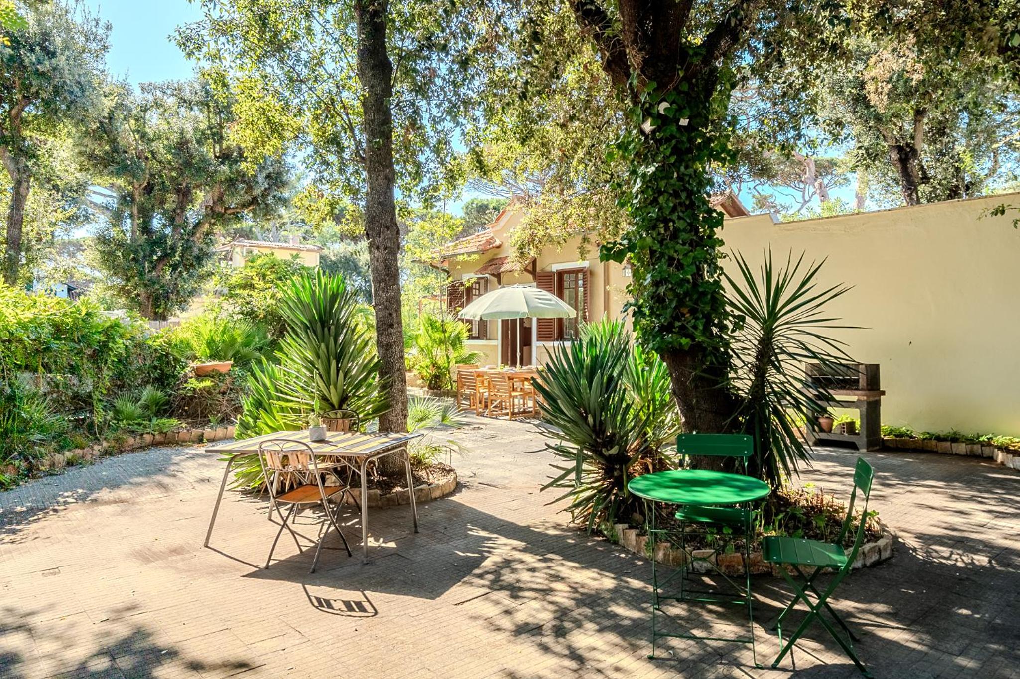 Roseto Villa Dream - Free parking - Fiumicino Airport- 400 mq garden