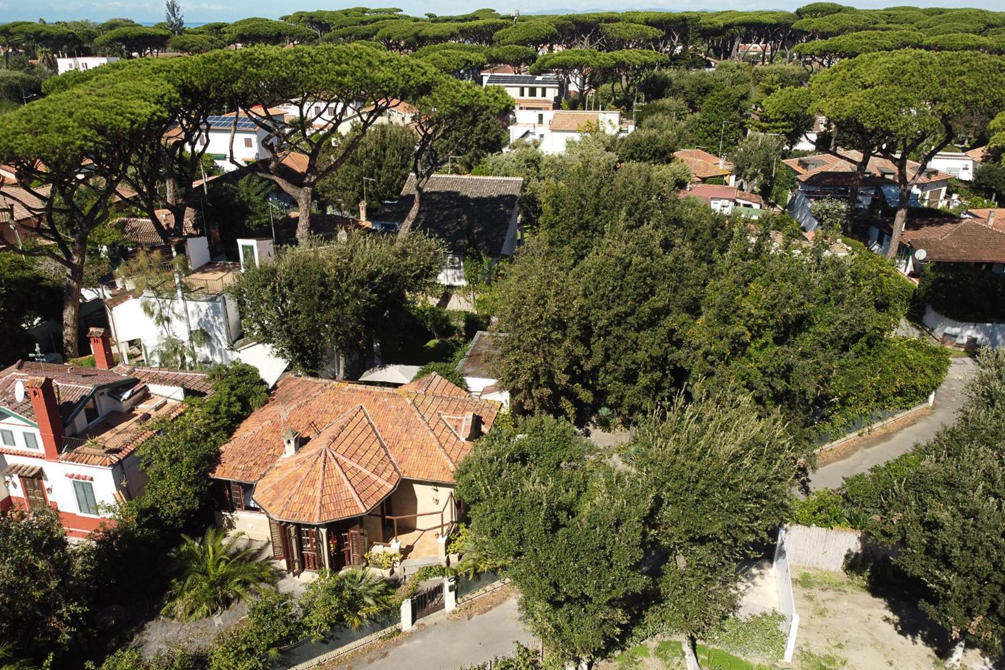 Roseto Villa Dream - Free parking - Fiumicino Airport- 400 mq garden