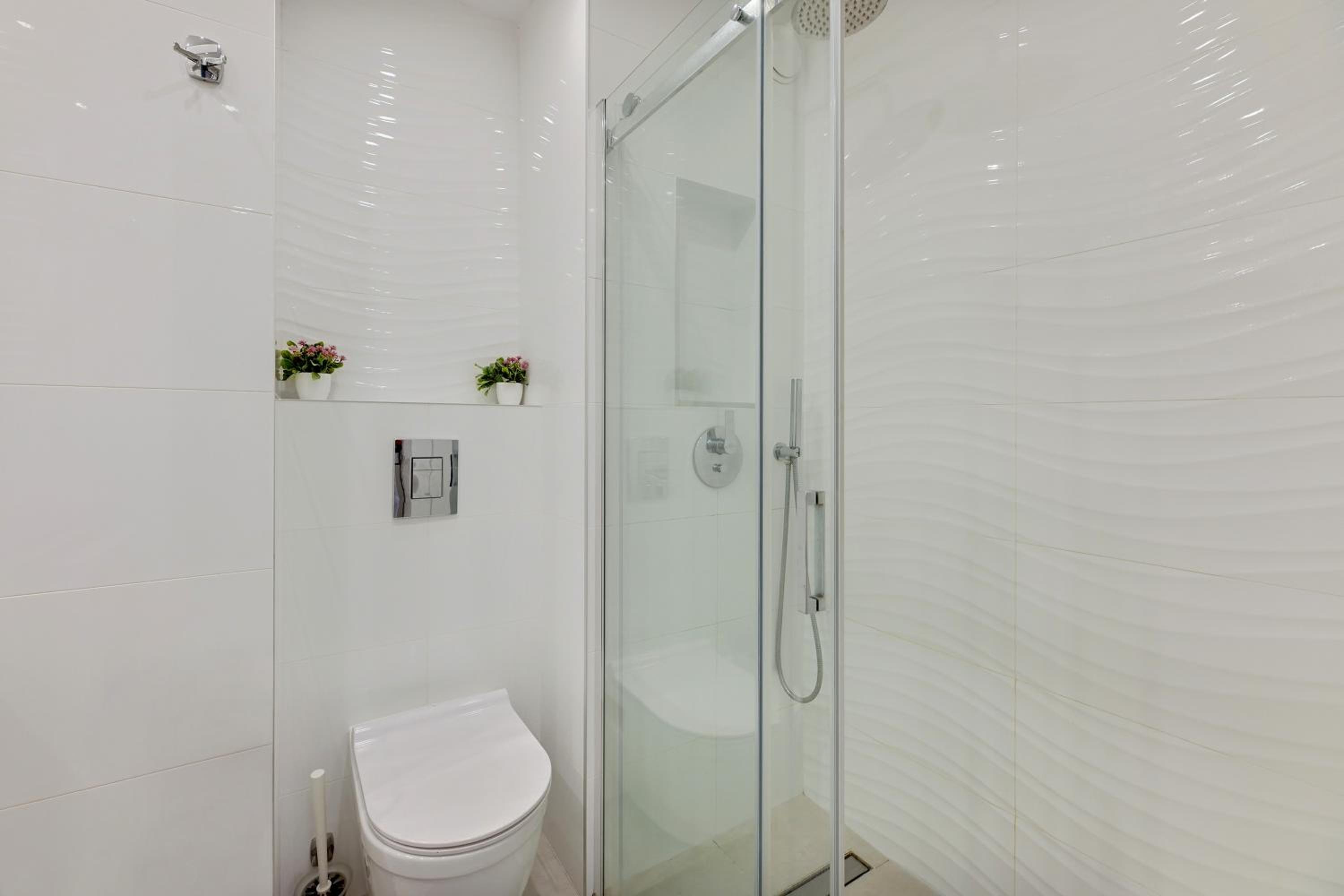 Flatbook Apartments Waterlane Island SPA with Riverview