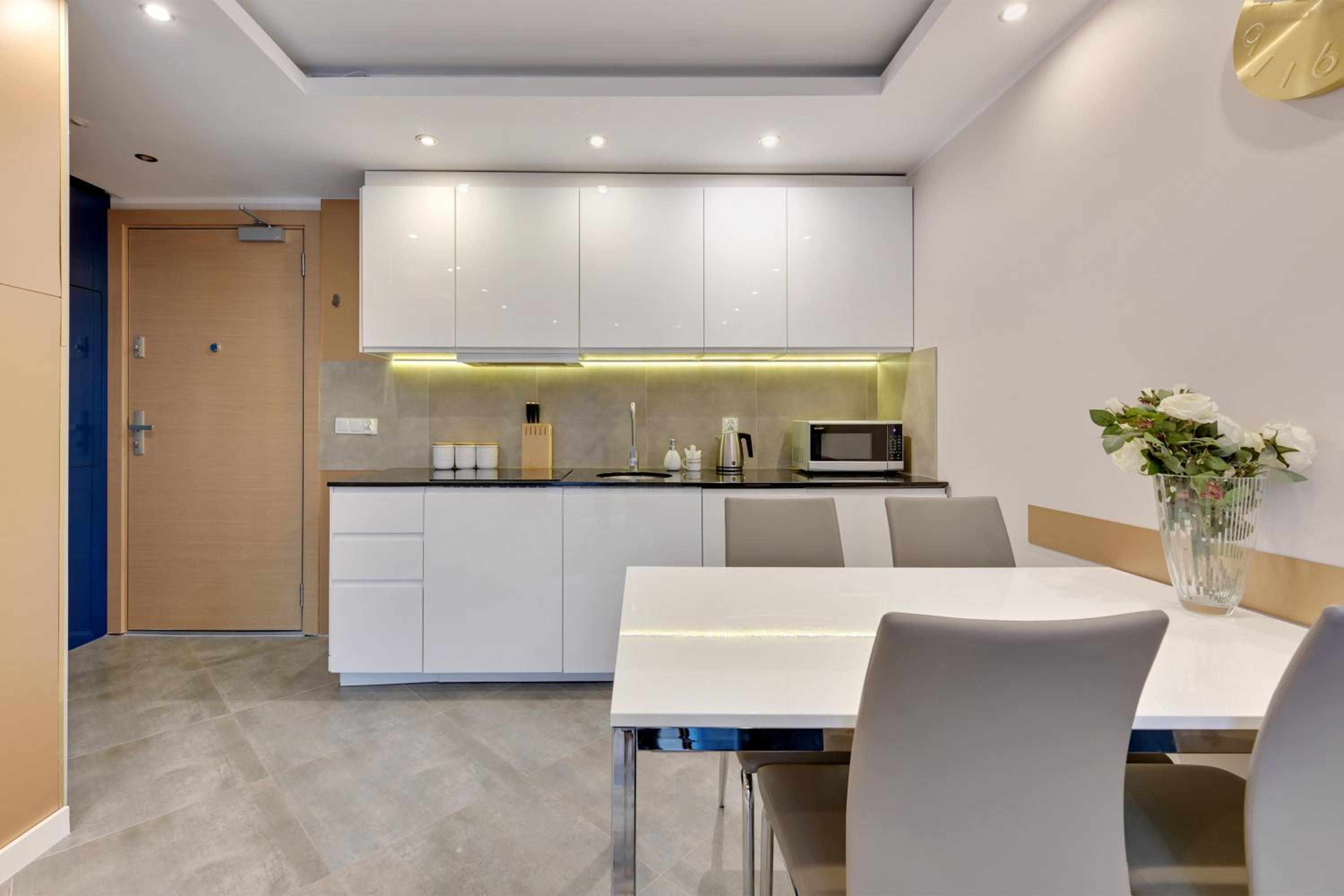 Flatbook Apartments Waterlane Island SPA with Riverview