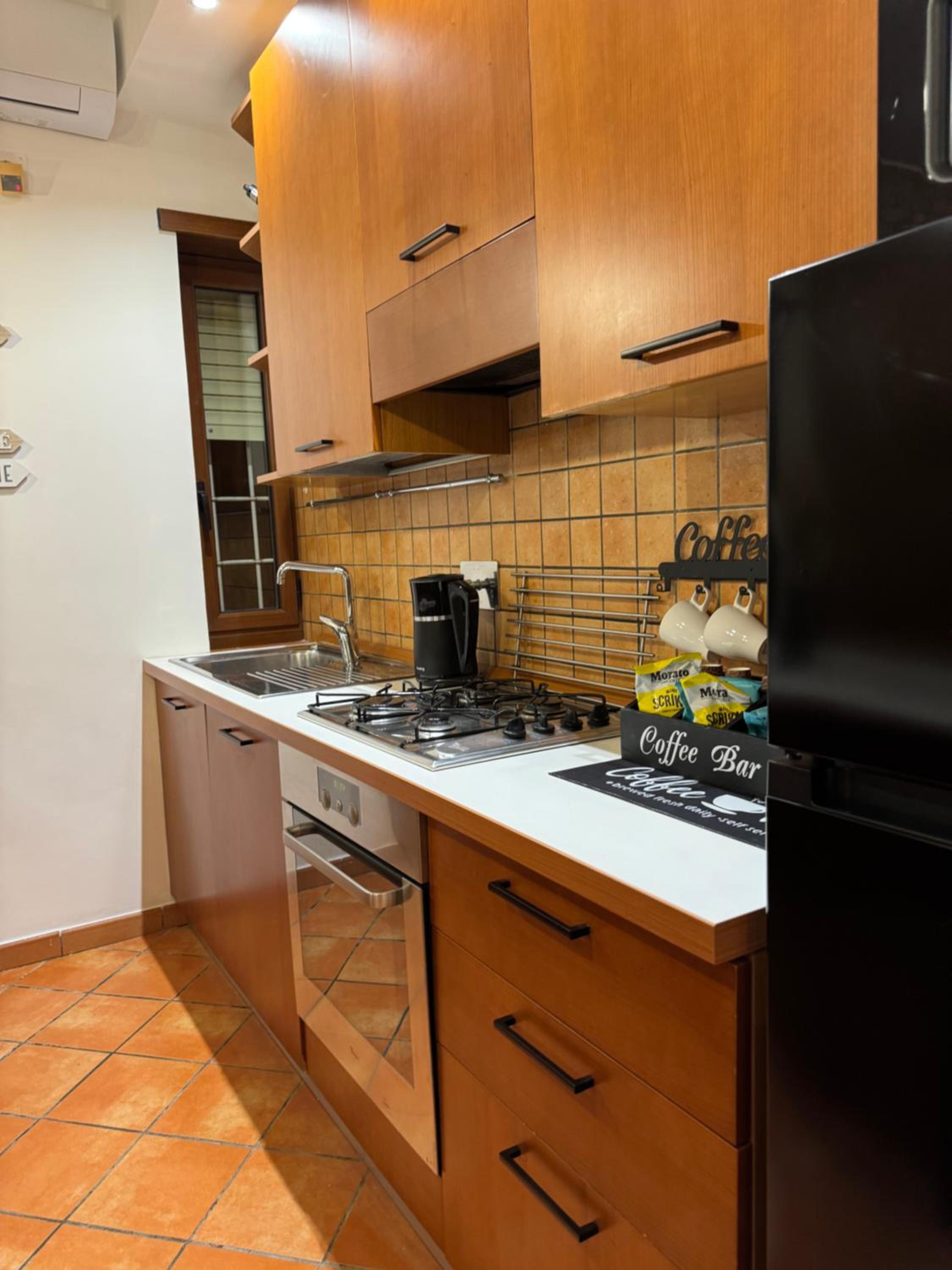 Welcoming Vatican Garden Home - with Hot Hub