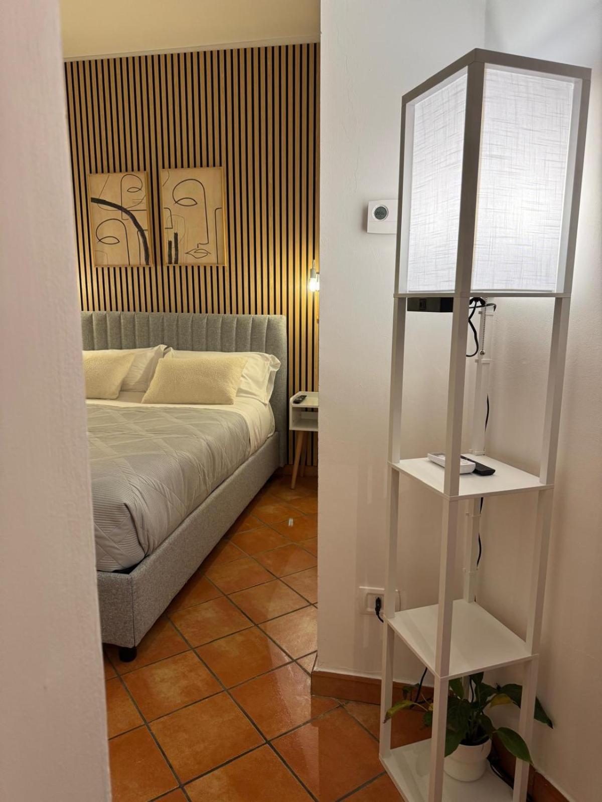 Welcoming Vatican Garden Home - with Hot Hub