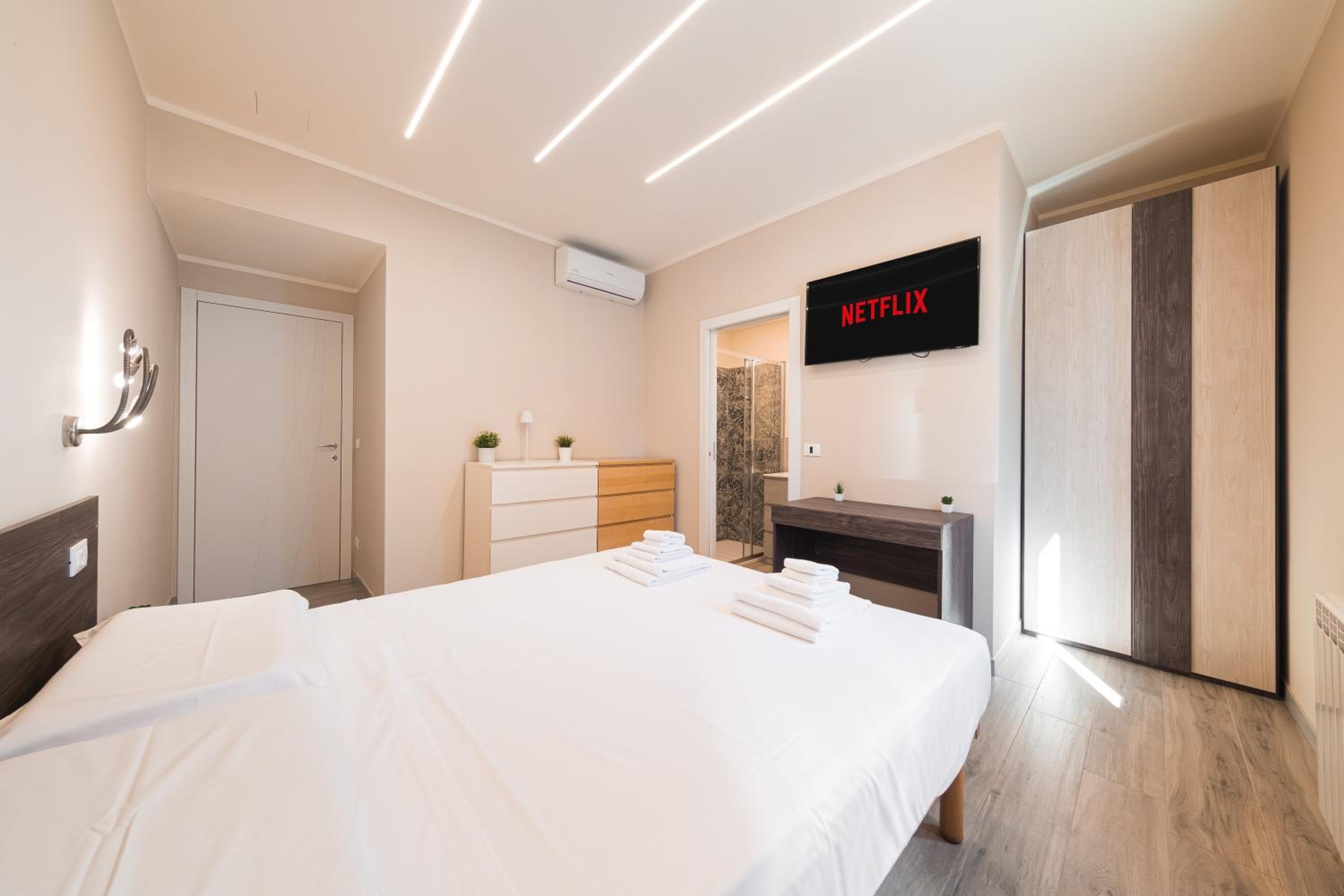 Dall'Arca Suites Bologna Station - Center - Fiera