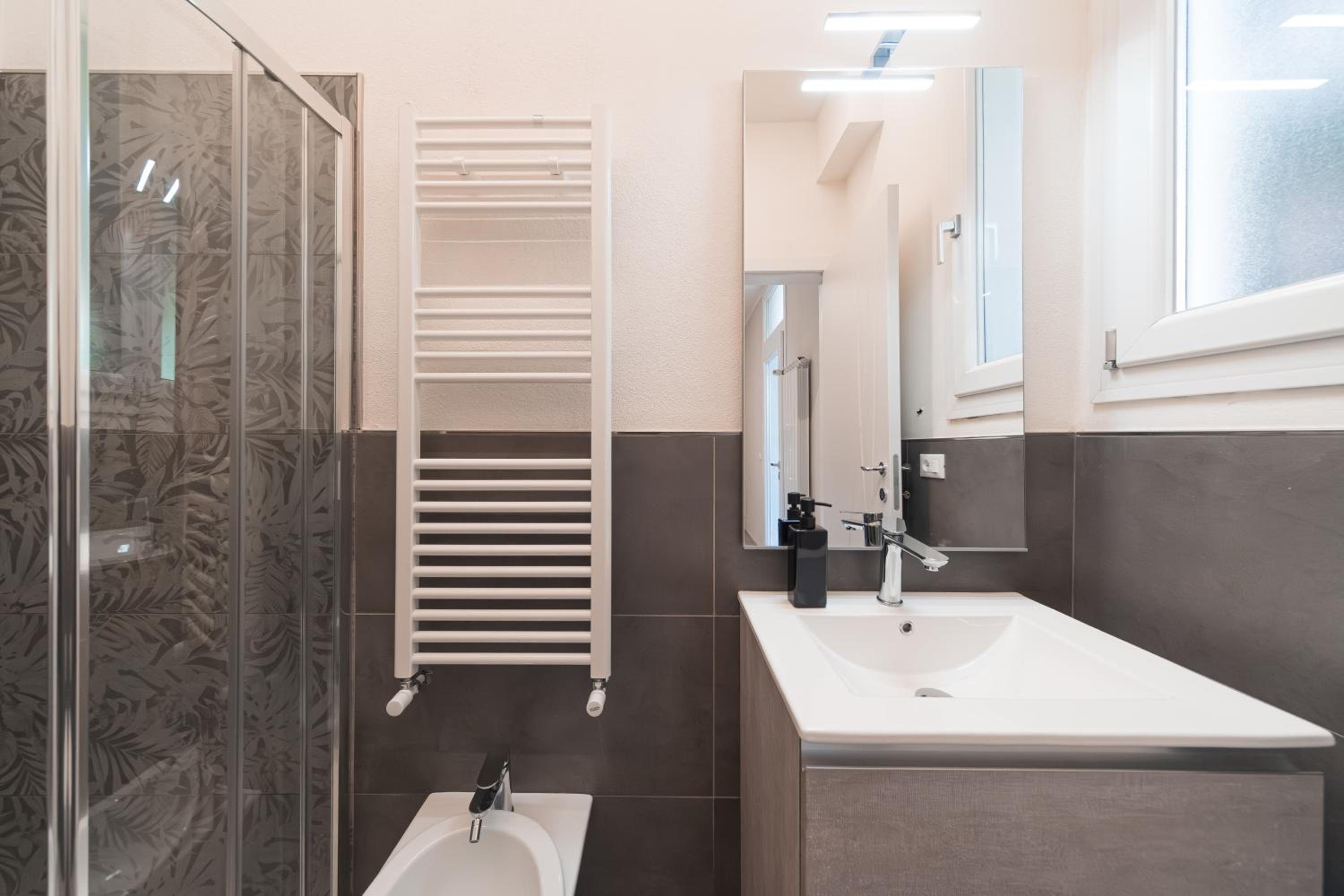 Dall'Arca Suites Bologna Station - Center - Fiera