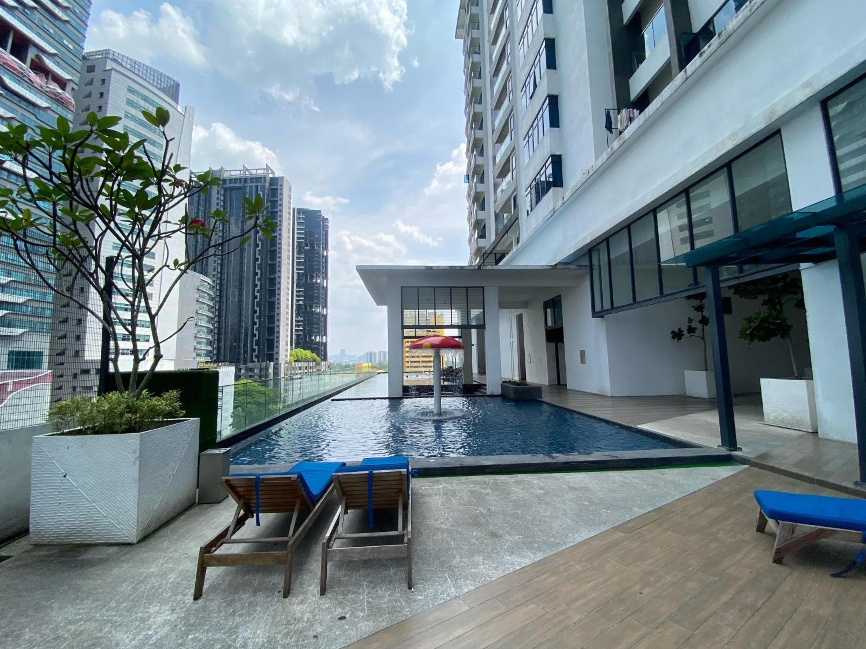 Reizz by Aayu Residences - 10mins to KLCC, 2 mins to Gleneagles Hospital