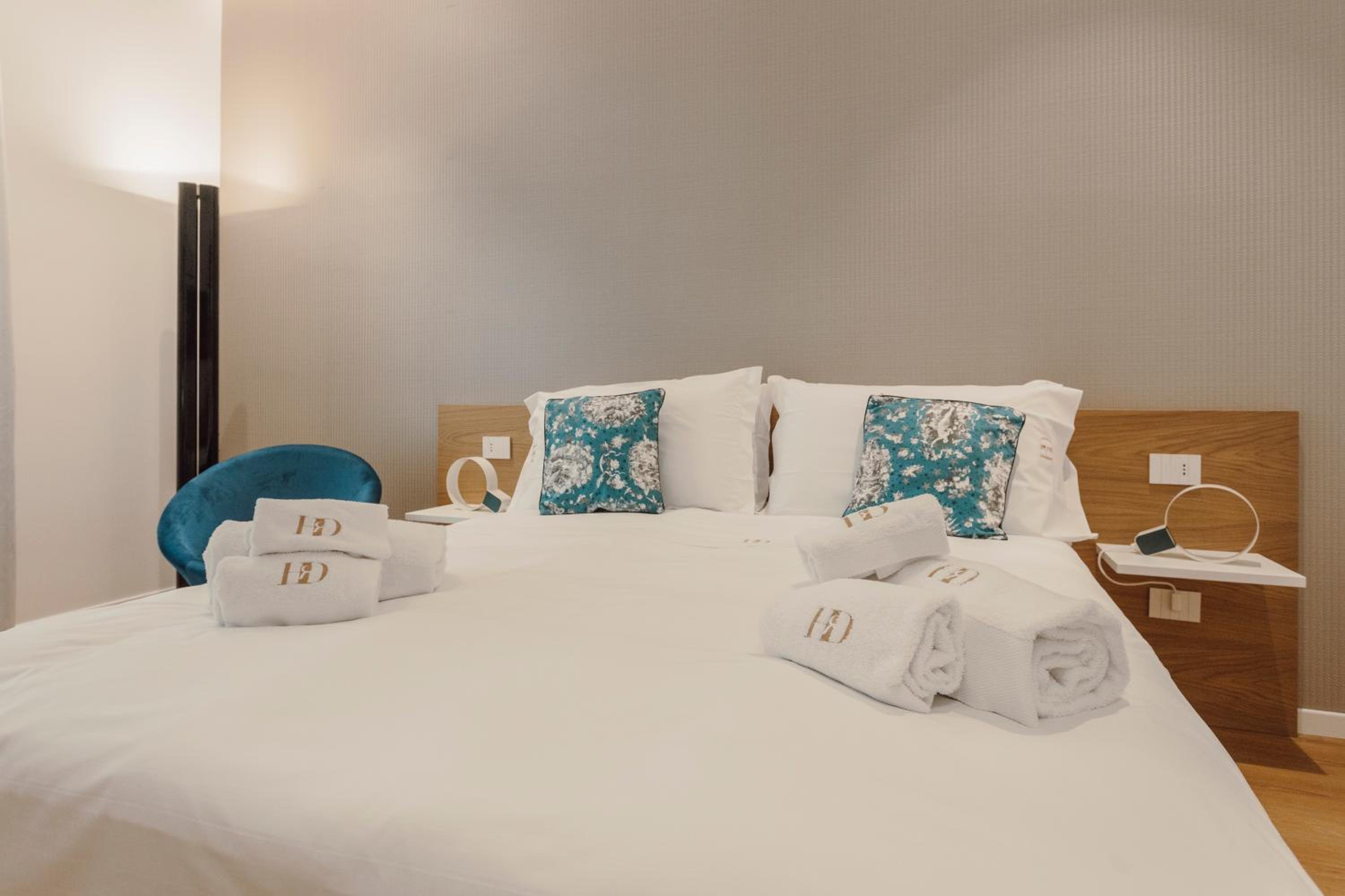HrD Luxury Rooms