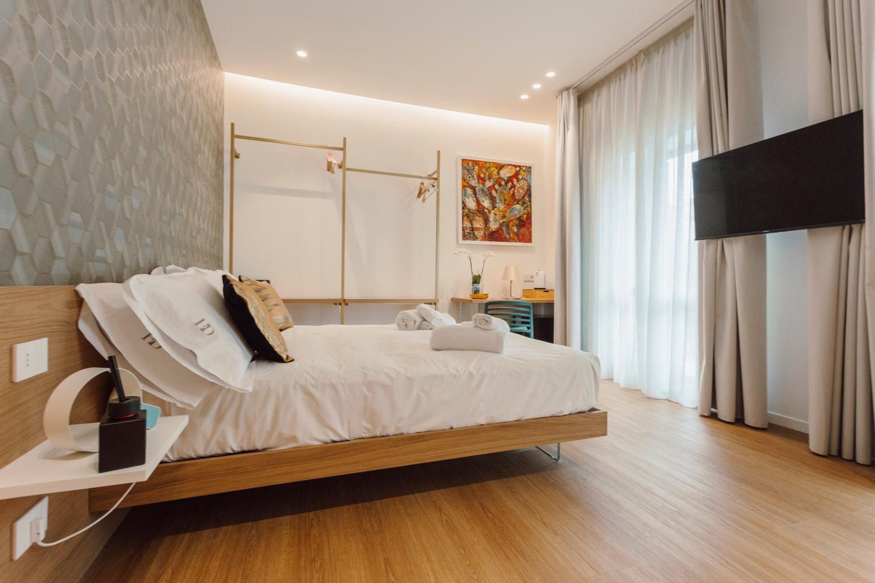 HrD Luxury Rooms