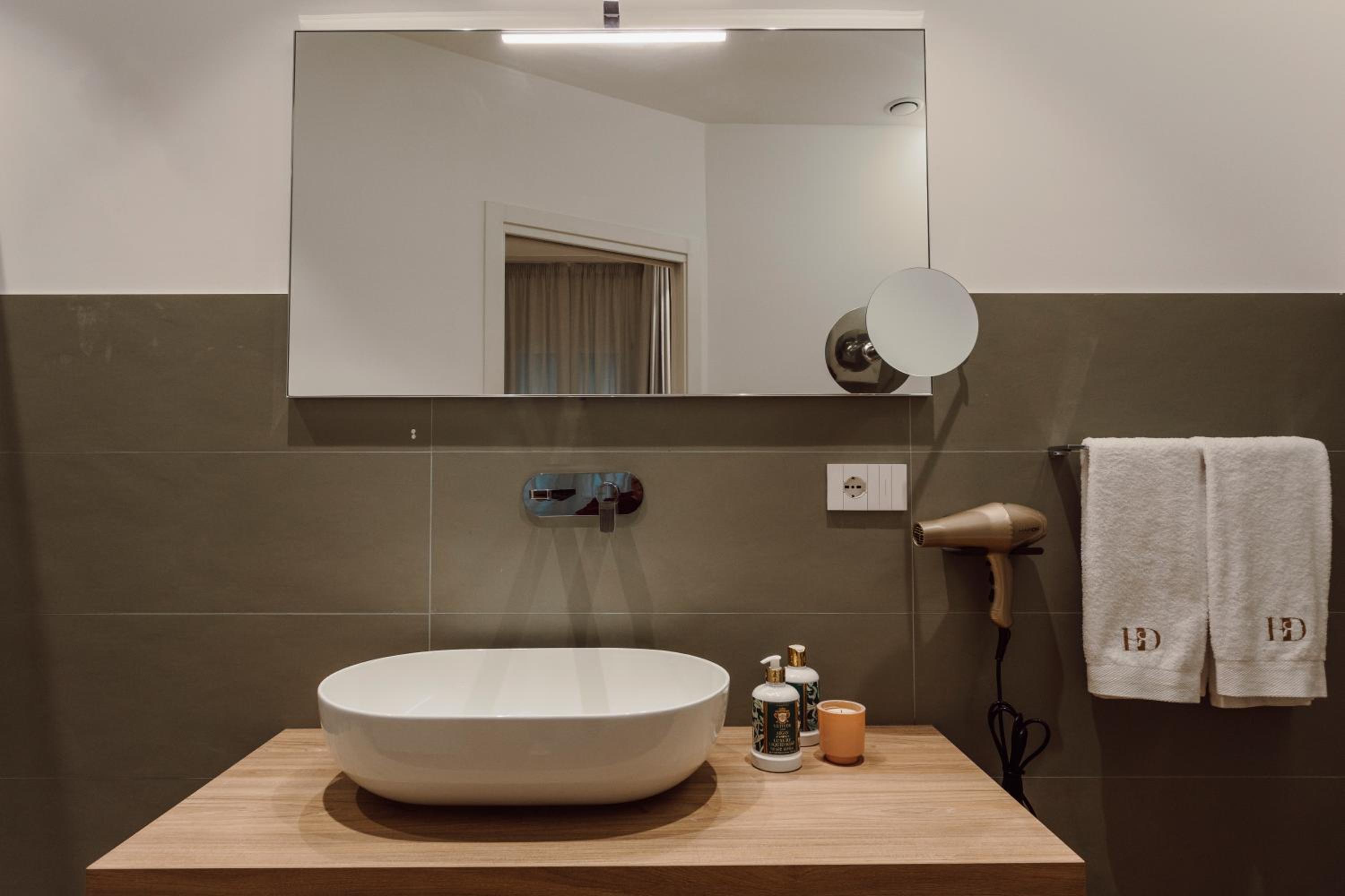 HrD Luxury Rooms