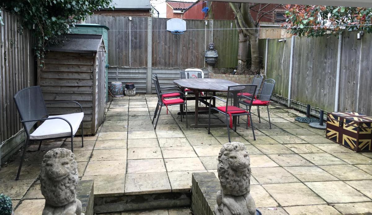 Edencourt Apartment