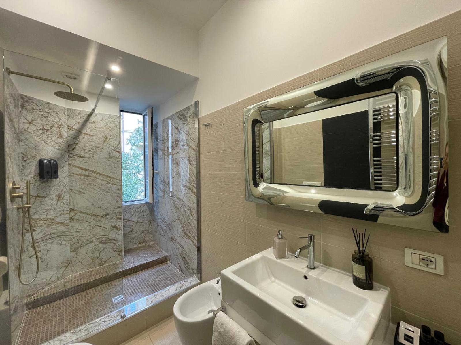 San pietro Luxury Suites