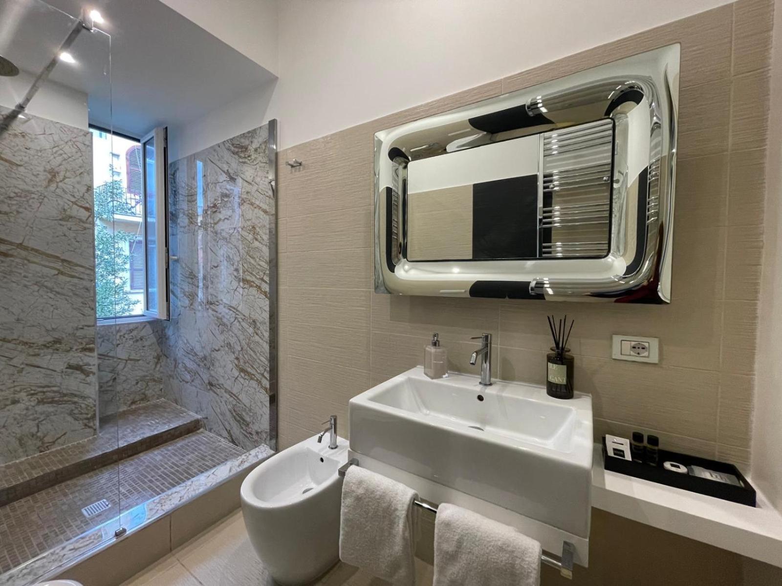 San pietro Luxury Suites