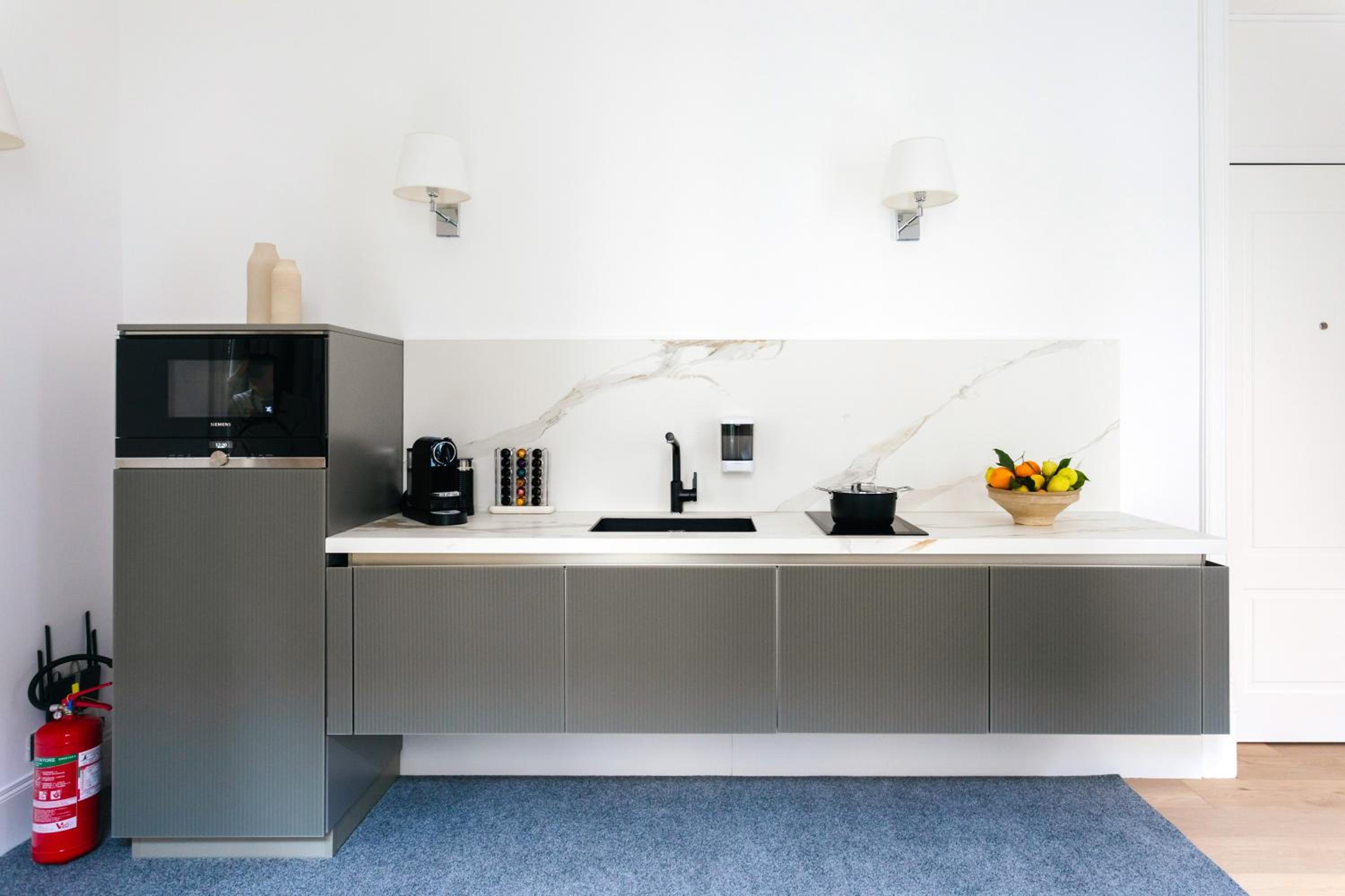 G Cave 125 Boutique Apartment