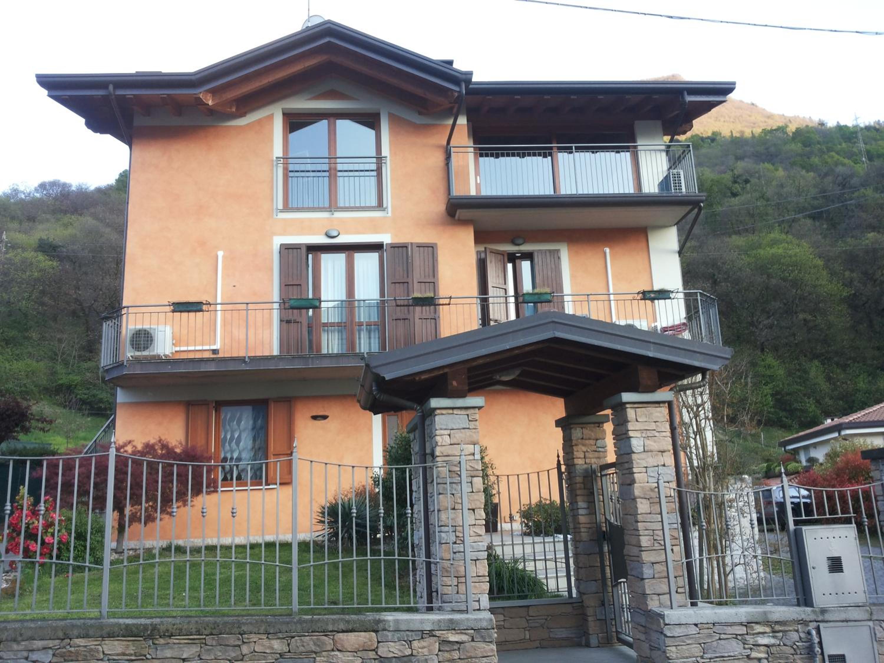 Casa Guglielmo view 3