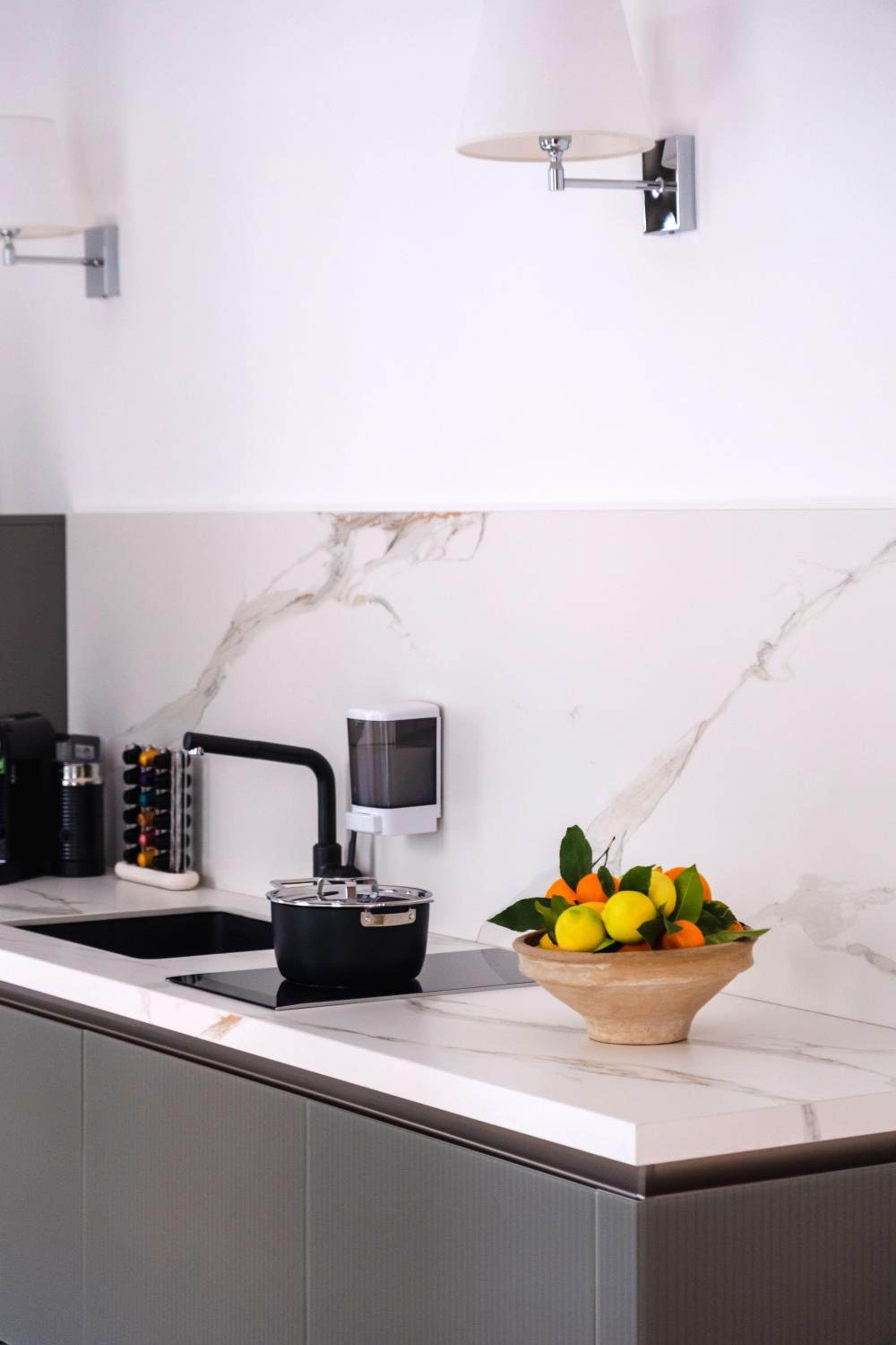 G Cave 125 Boutique Apartment