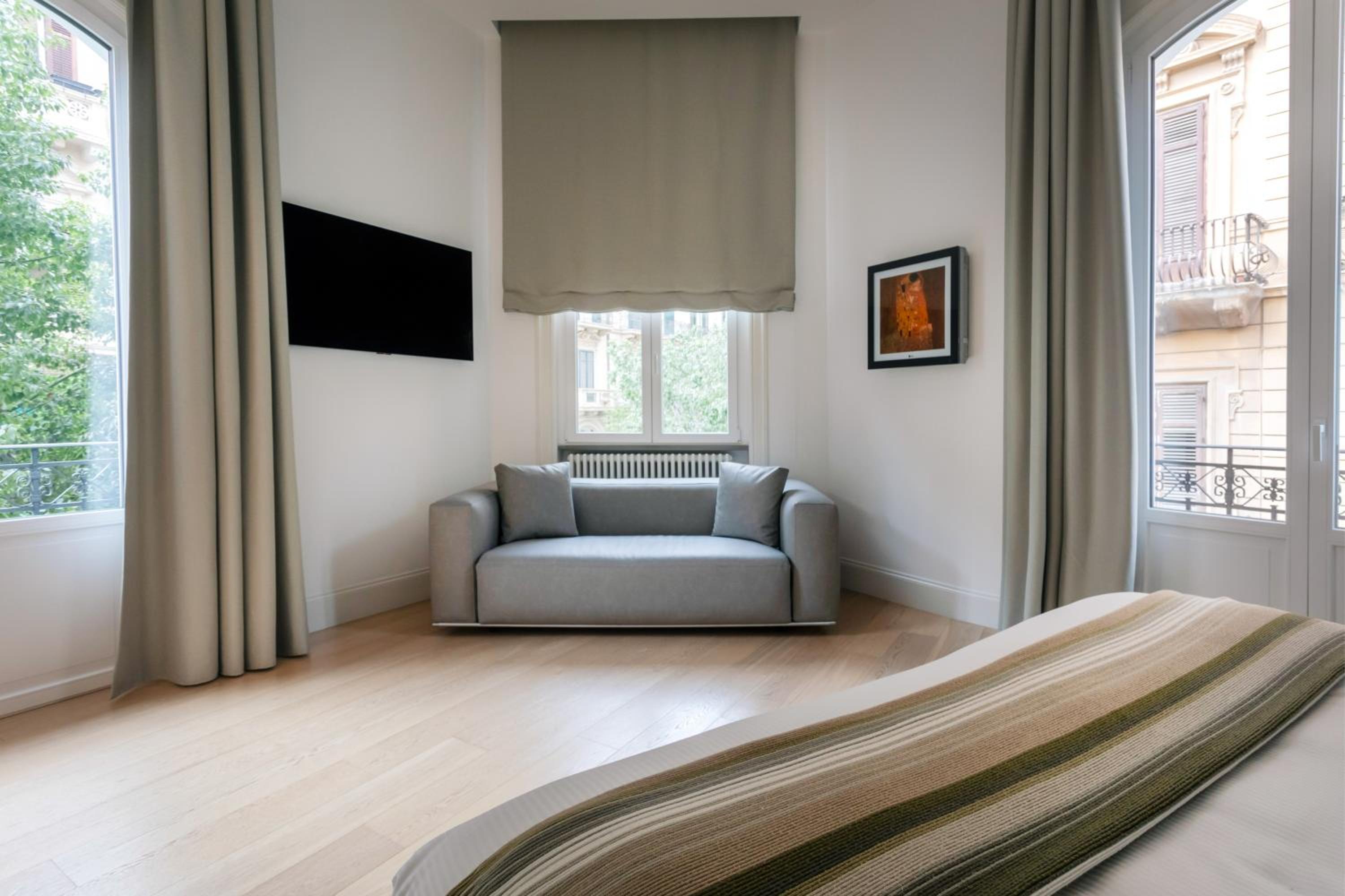 G Cave 125 Boutique Apartment