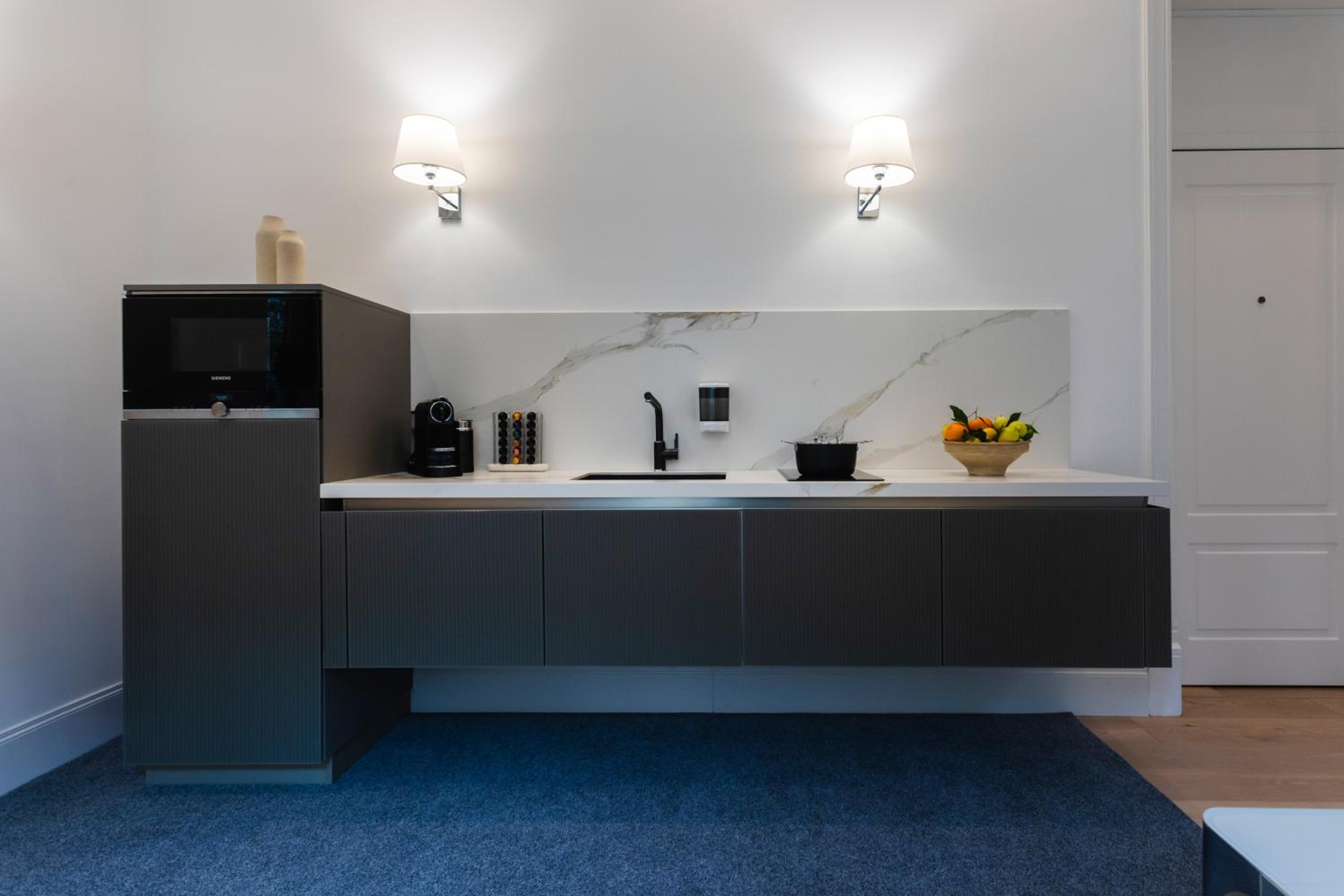G Cave 125 Boutique Apartment