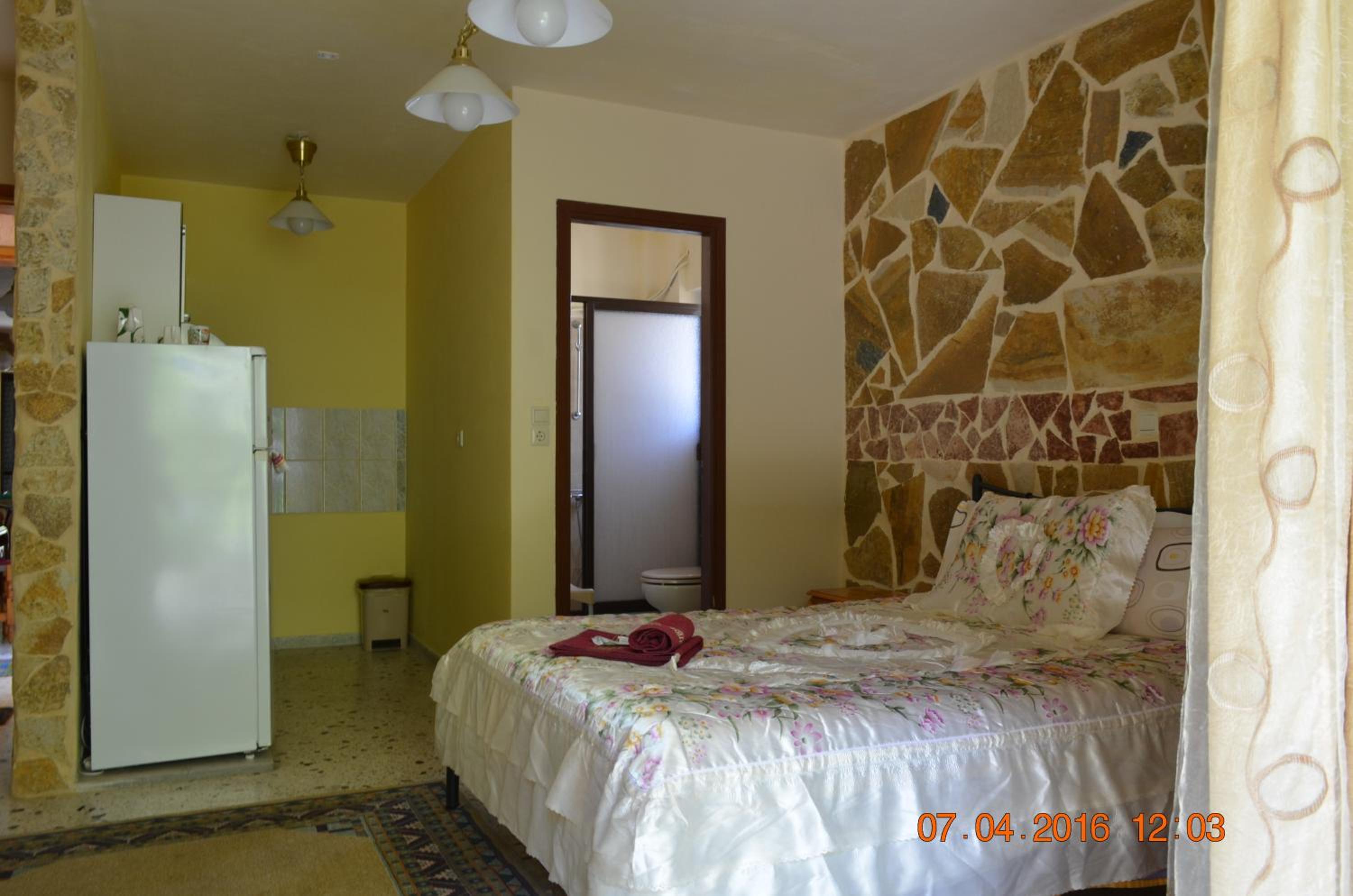 Apartments Zoumperi