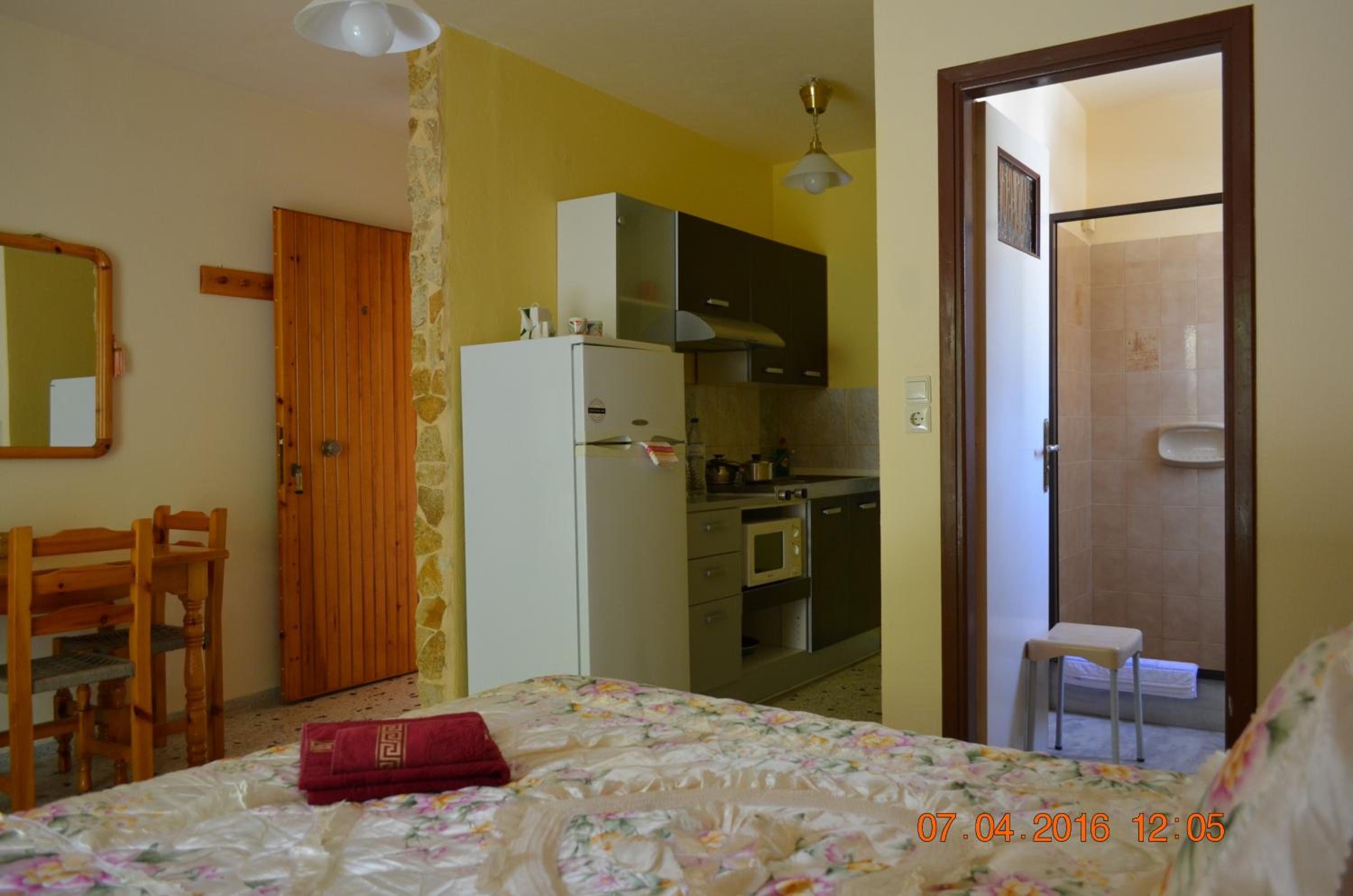 Apartments Zoumperi