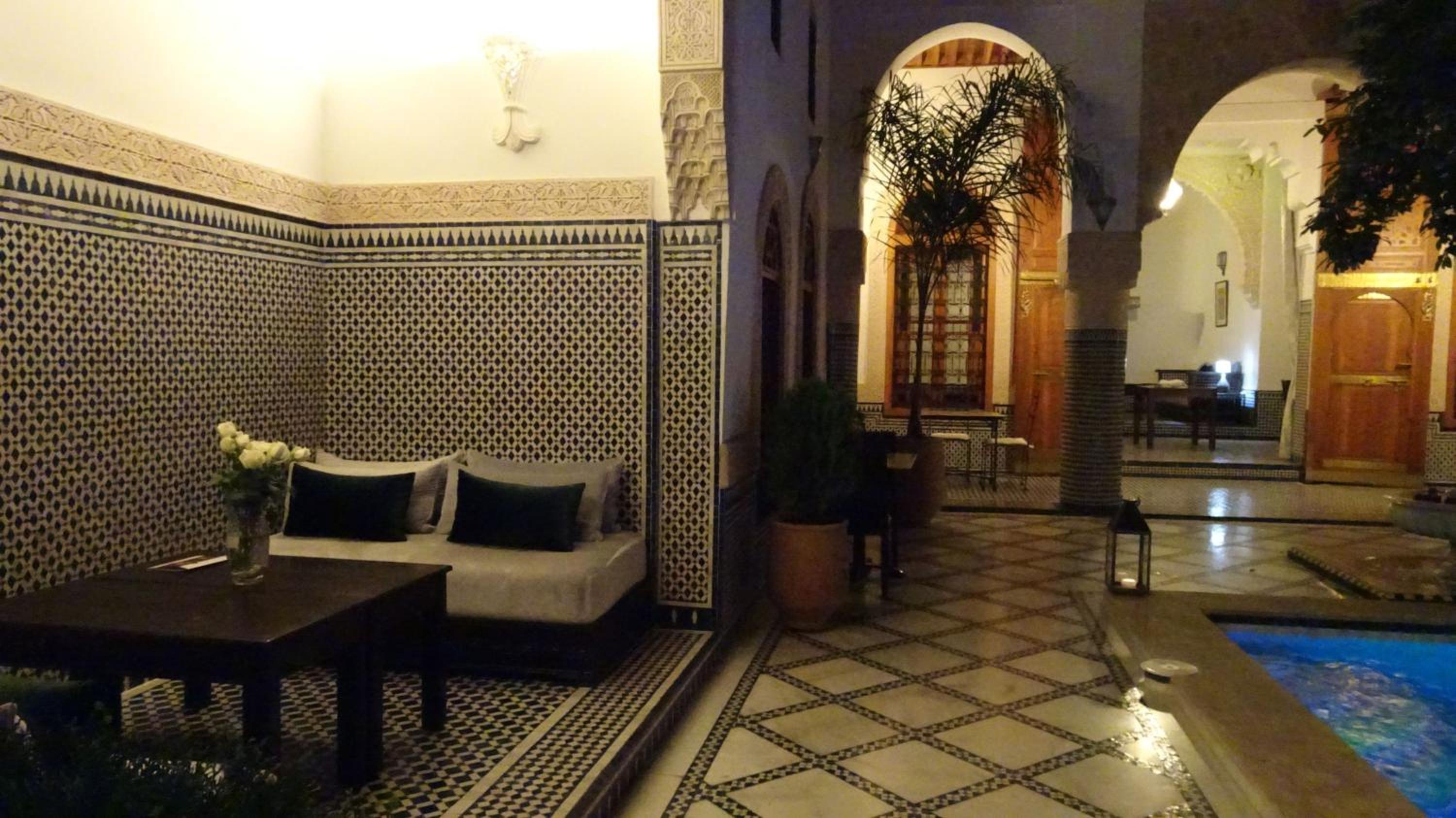 lounge